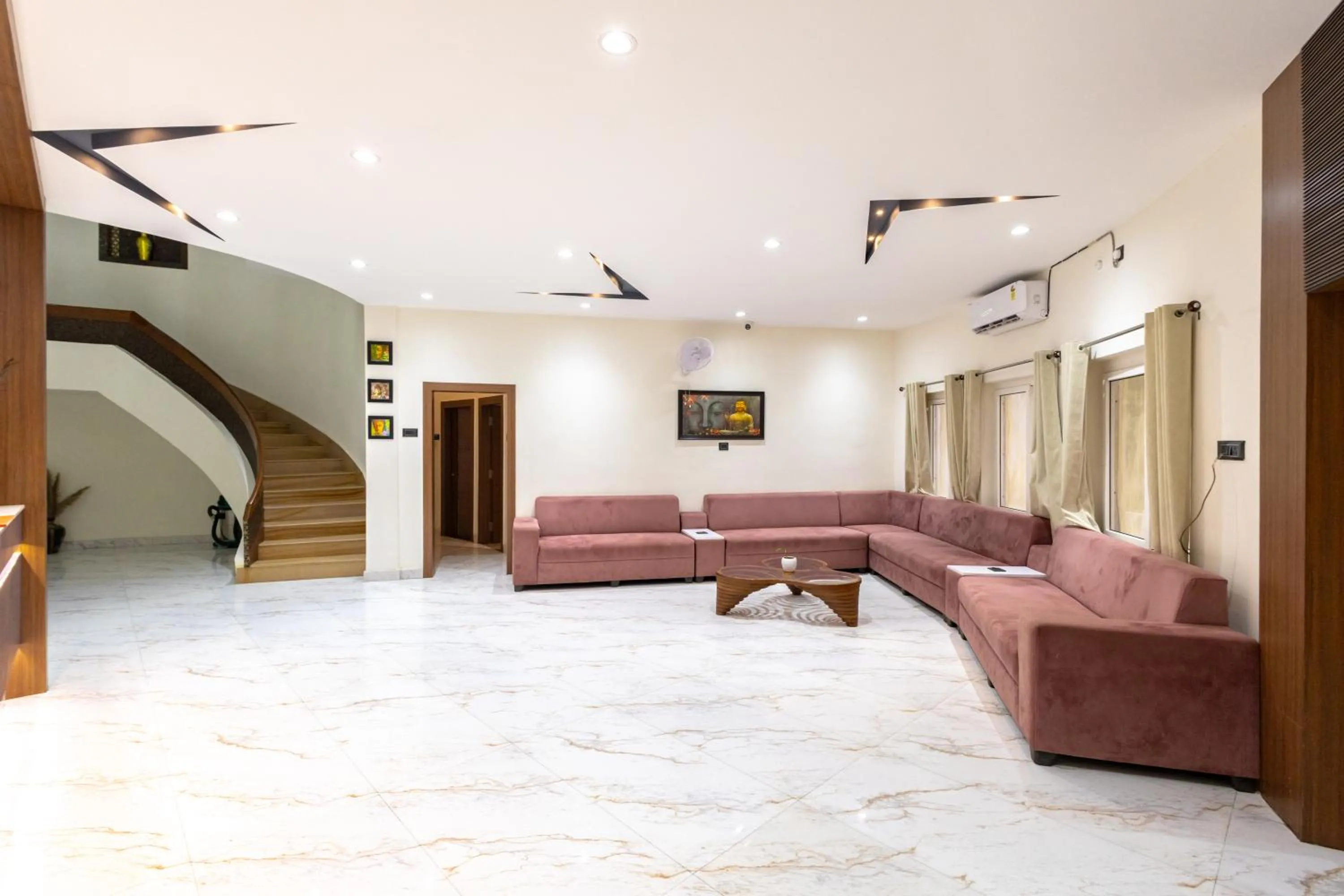 Lobby or reception in BUDDHA HERITAGE RESORT