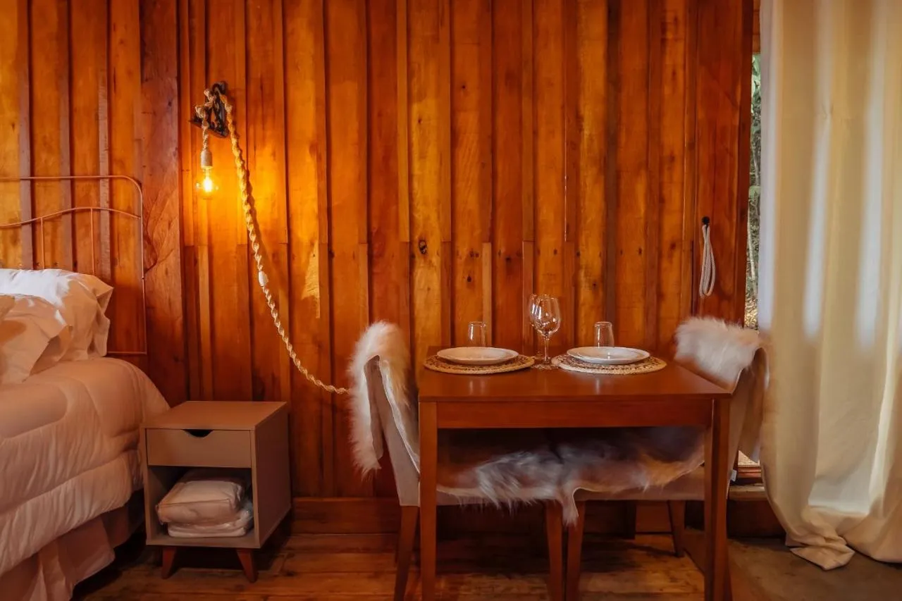 Photo of the whole room in Montanha Home