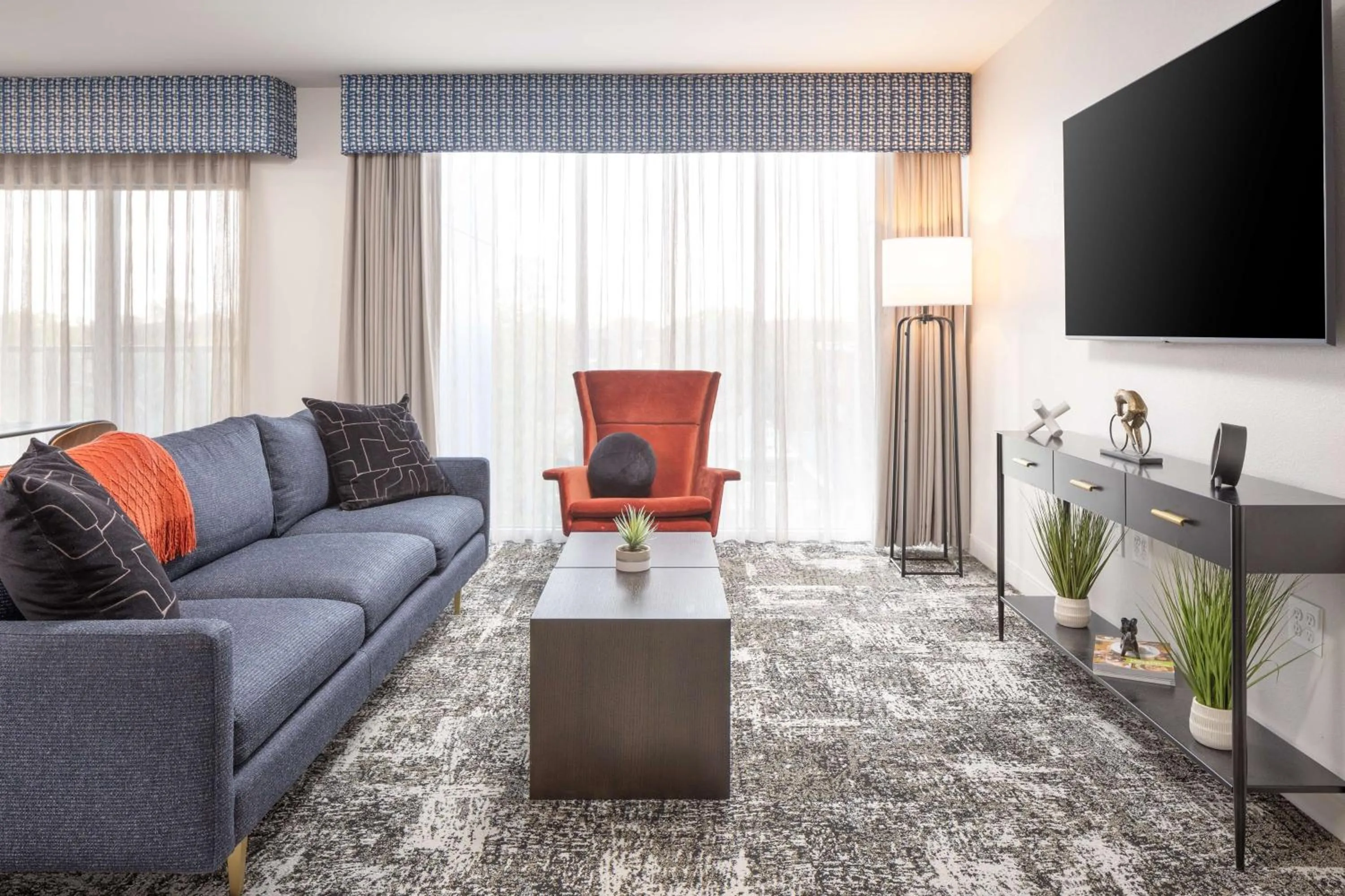 Living room in Hampton Inn & Suites Rochester Downtown