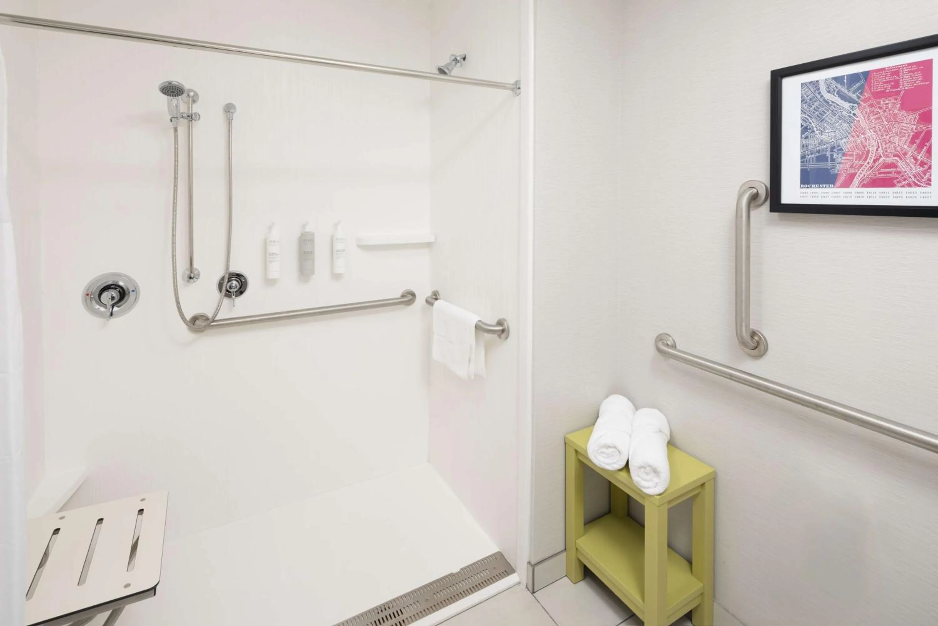 Bathroom in Hampton Inn & Suites Rochester Downtown