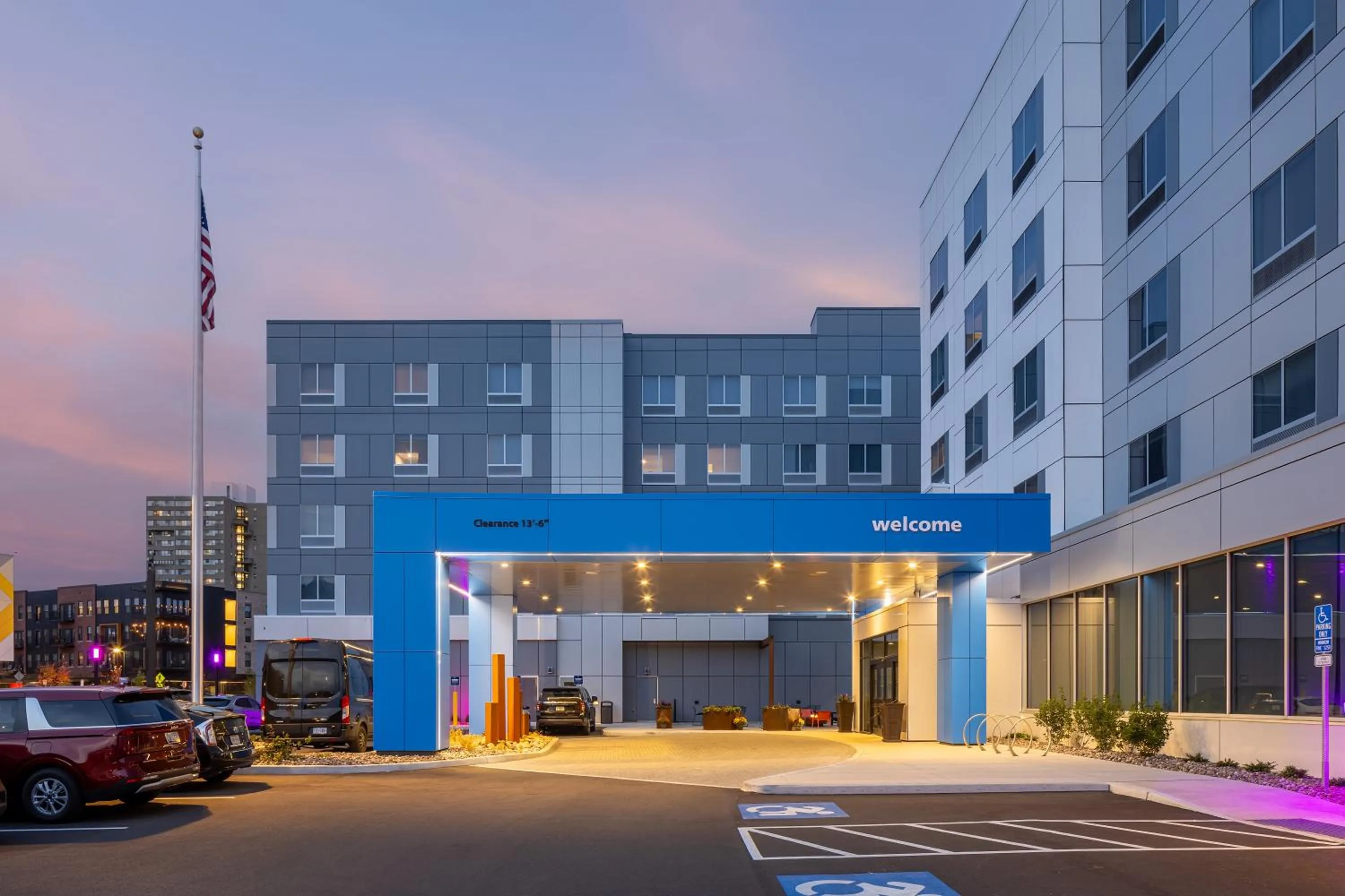 Property building in Hampton Inn & Suites Rochester Downtown