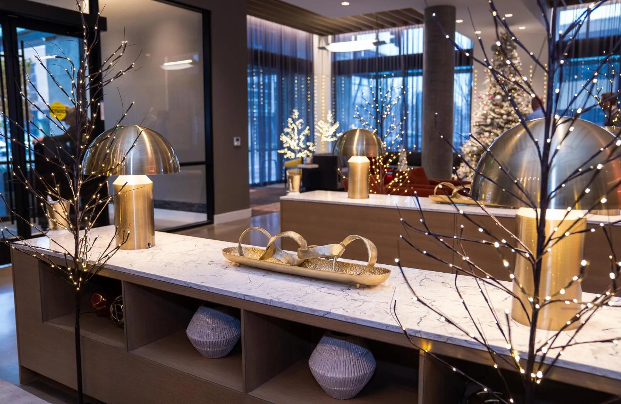 Lobby or reception in Holman Riverfront Park Hotel Salem, Tapestry By Hilton