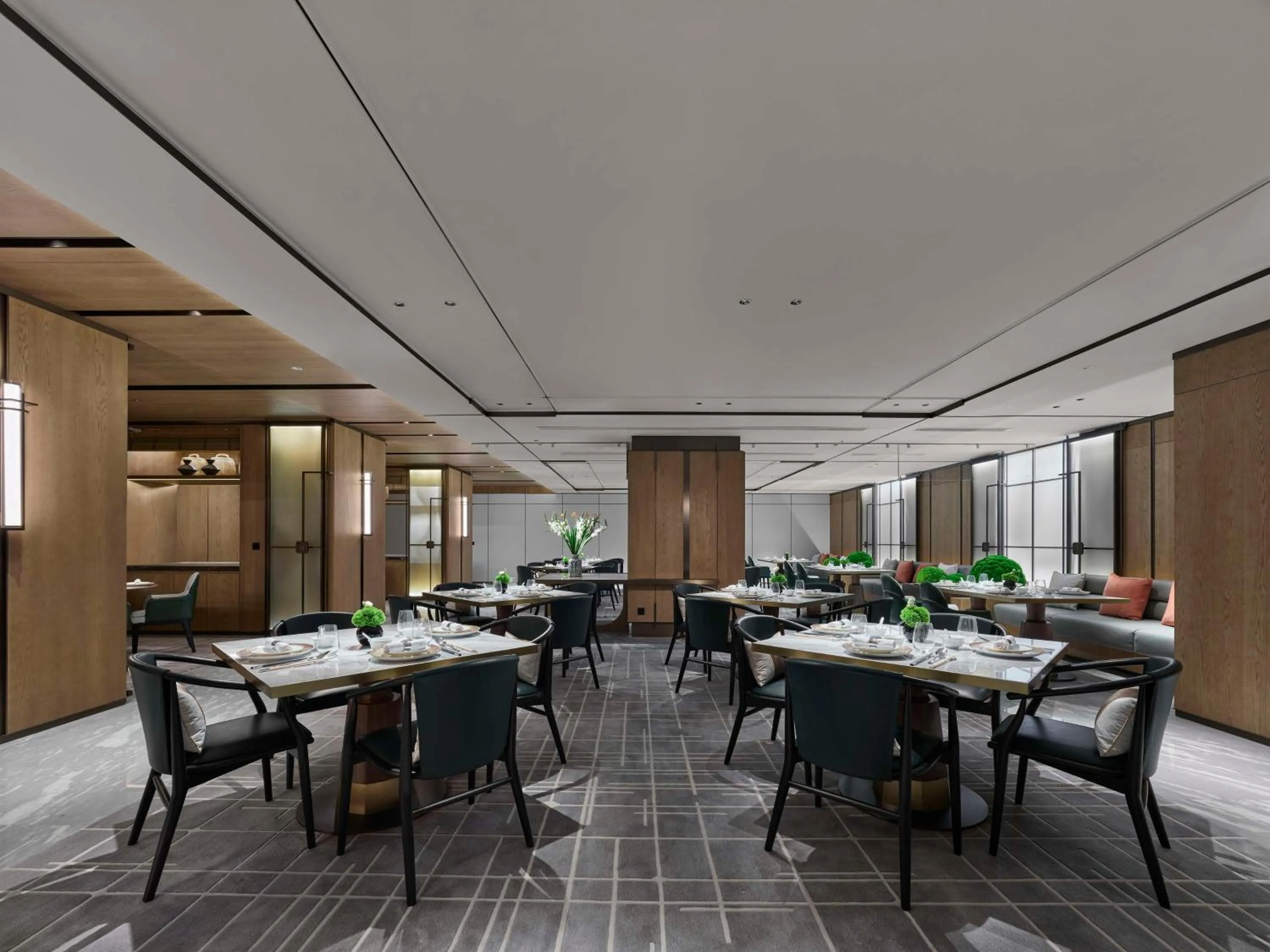 Restaurant/places to eat in Hilton Zhuhai