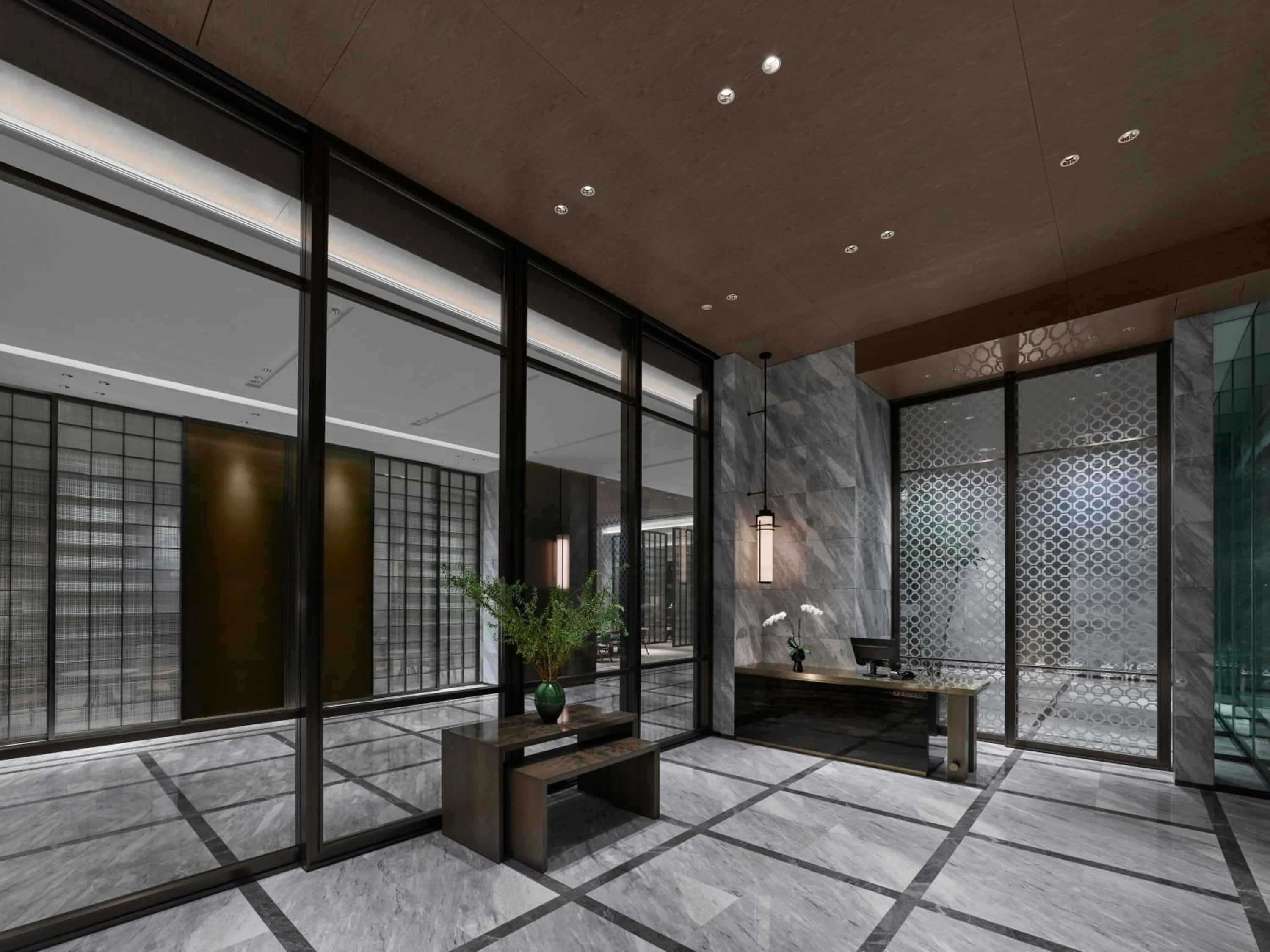 concierge in Hilton Zhuhai