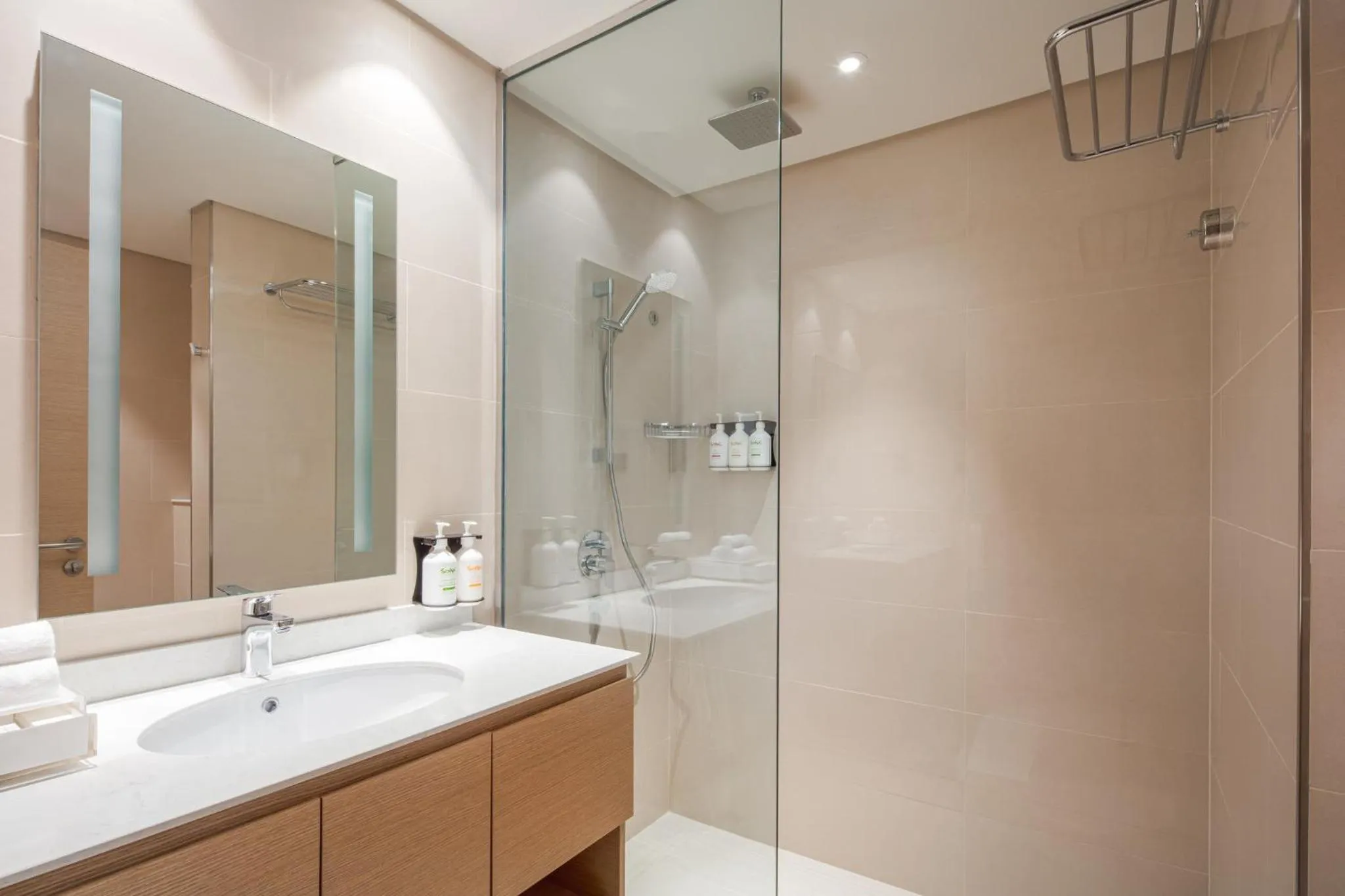 Bathroom in Holiday Inn & Suites - Dubai Science Park by IHG