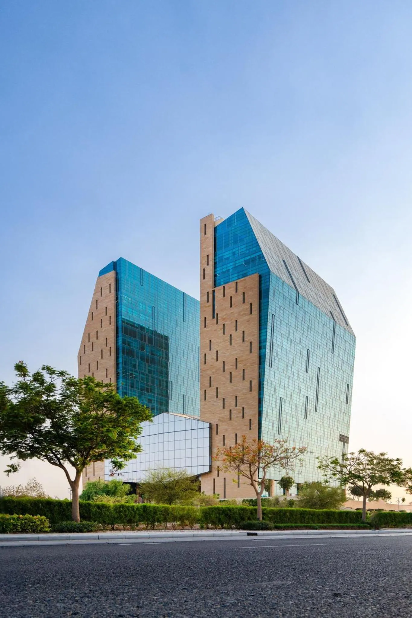 Area and facilities in Holiday Inn & Suites - Dubai Science Park by IHG