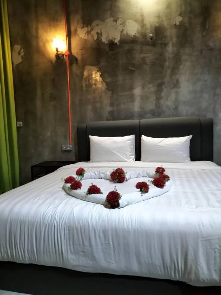 Photo of the whole room, Bed in PADI Sentral @ Sekinchan