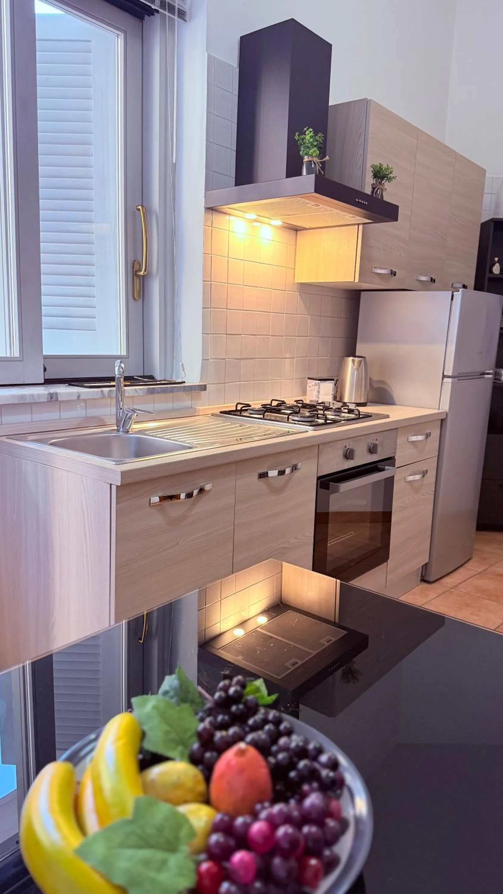 Kitchen or kitchenette in Vanvitelli Home