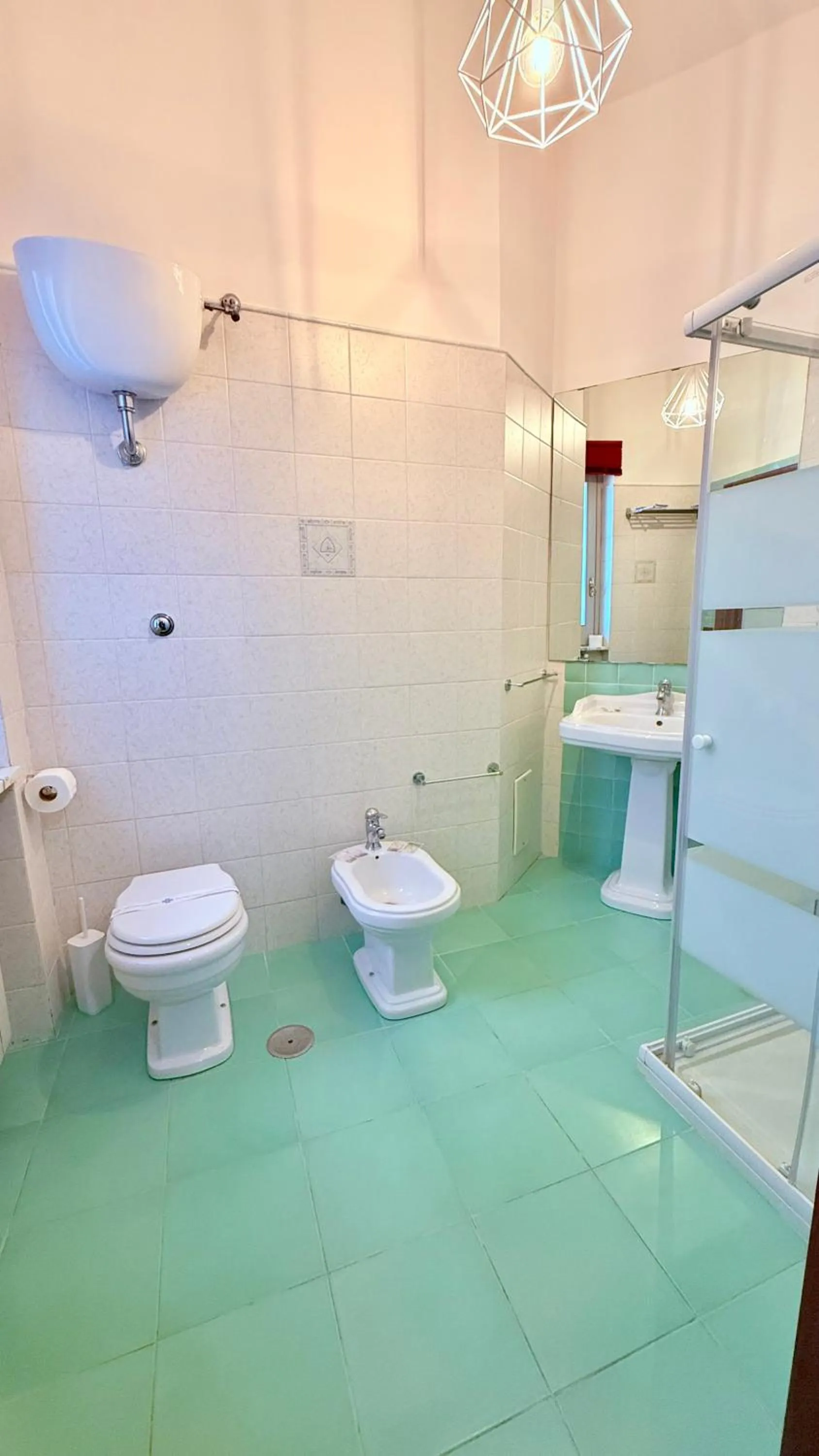 Shower in Vanvitelli Home