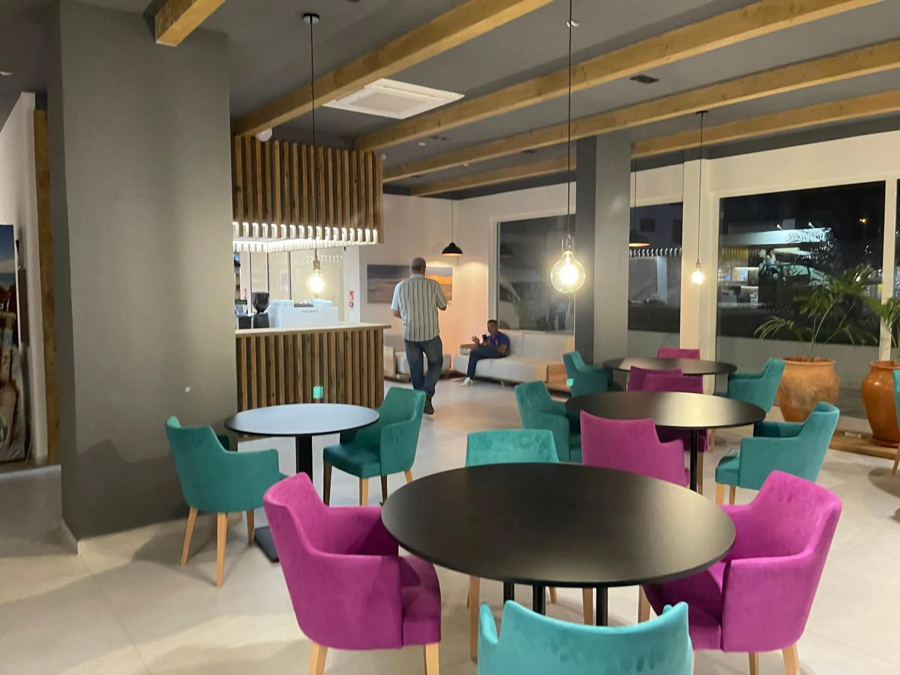 Lounge or bar in Oasis White Hotel