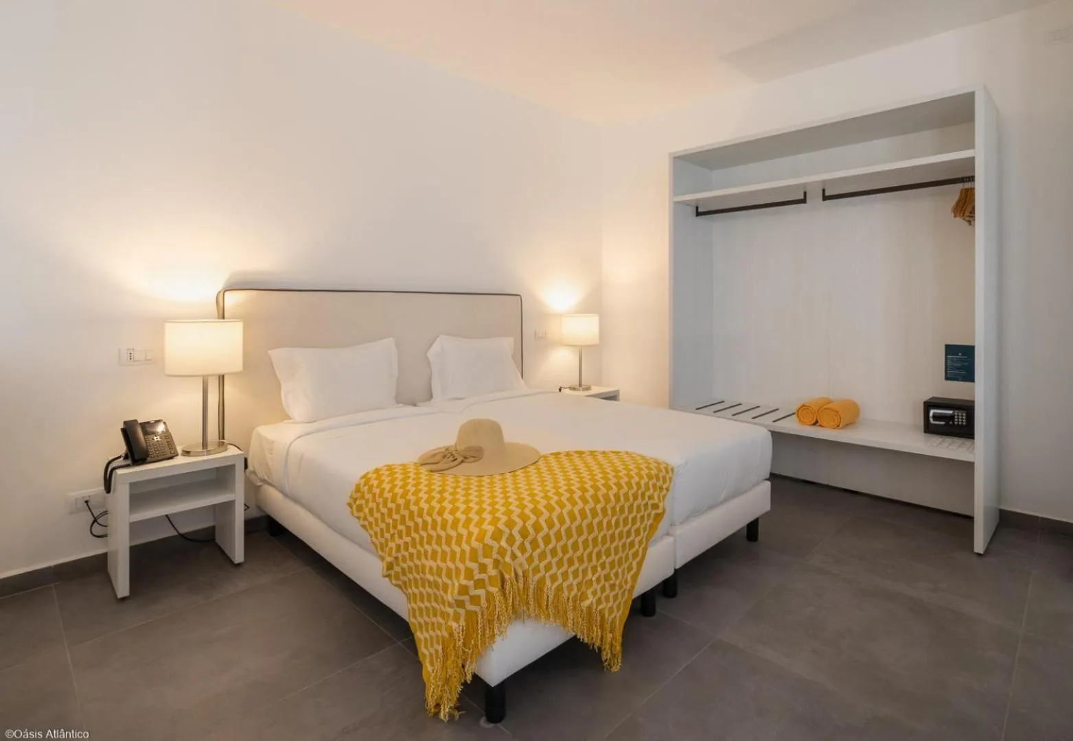 Bed in Oasis White Hotel