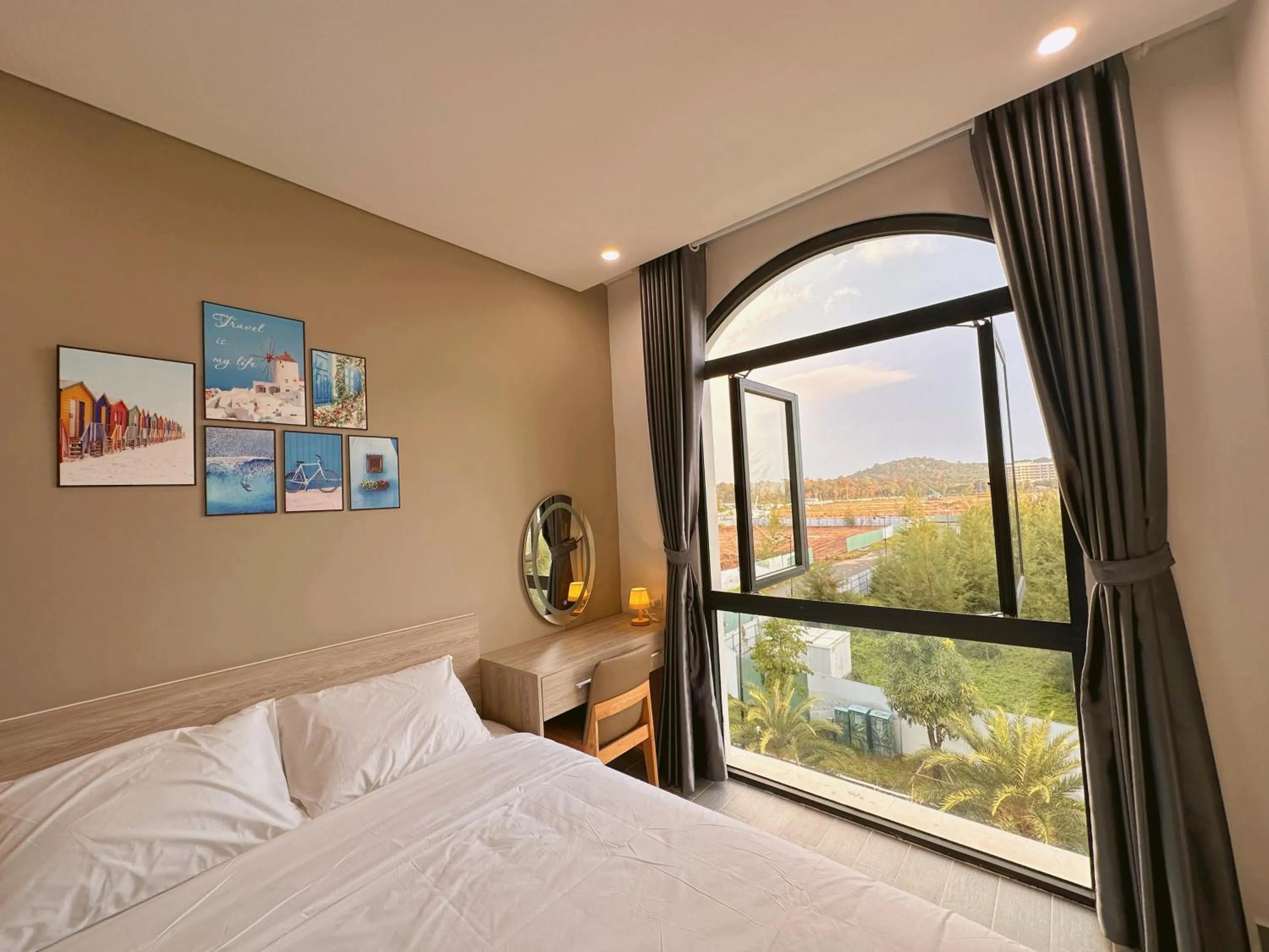 Bed in The Sol Grand World Phu Quoc