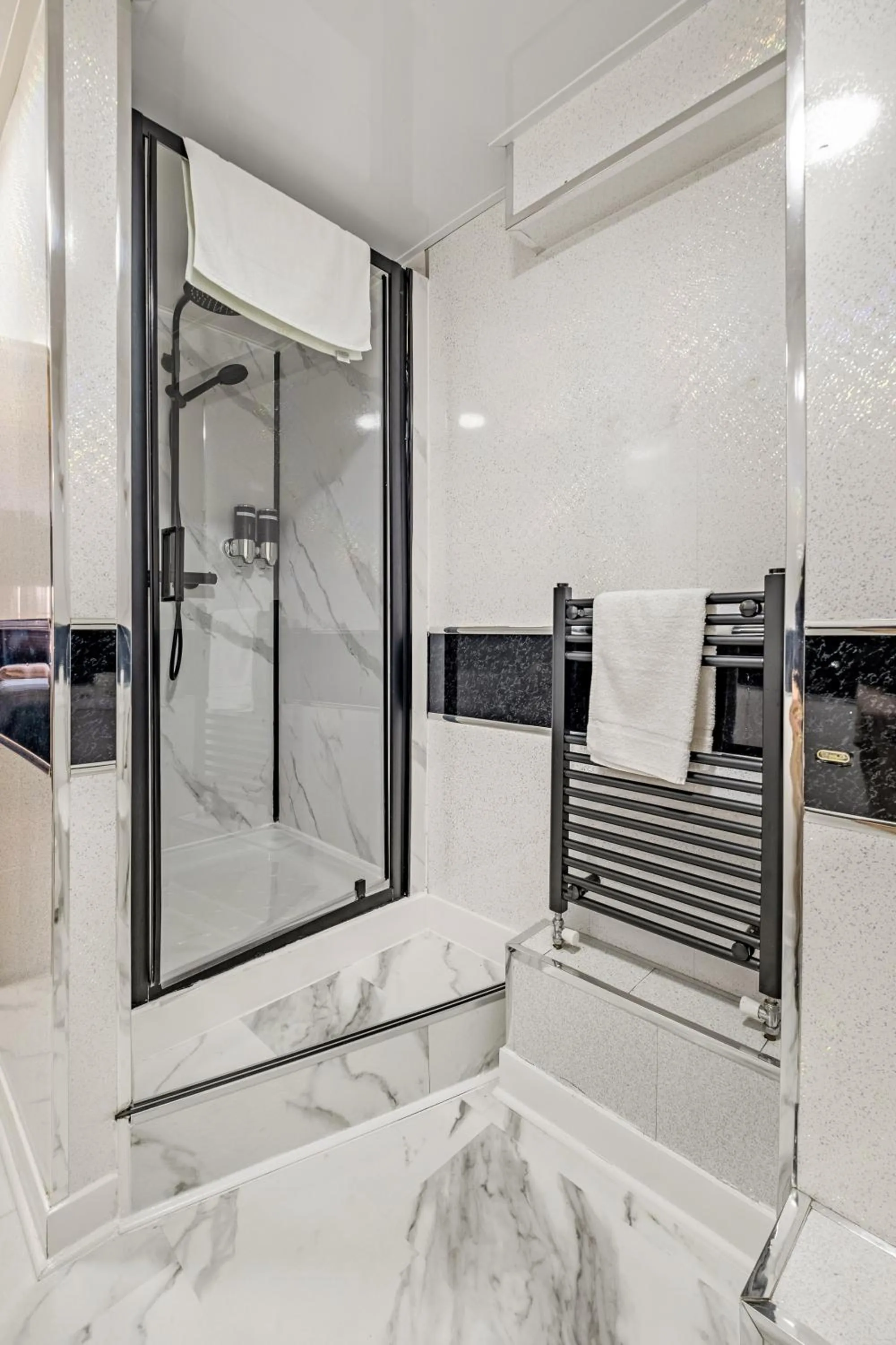 Shower in Great North Getaways - Newcastle upon Tyne