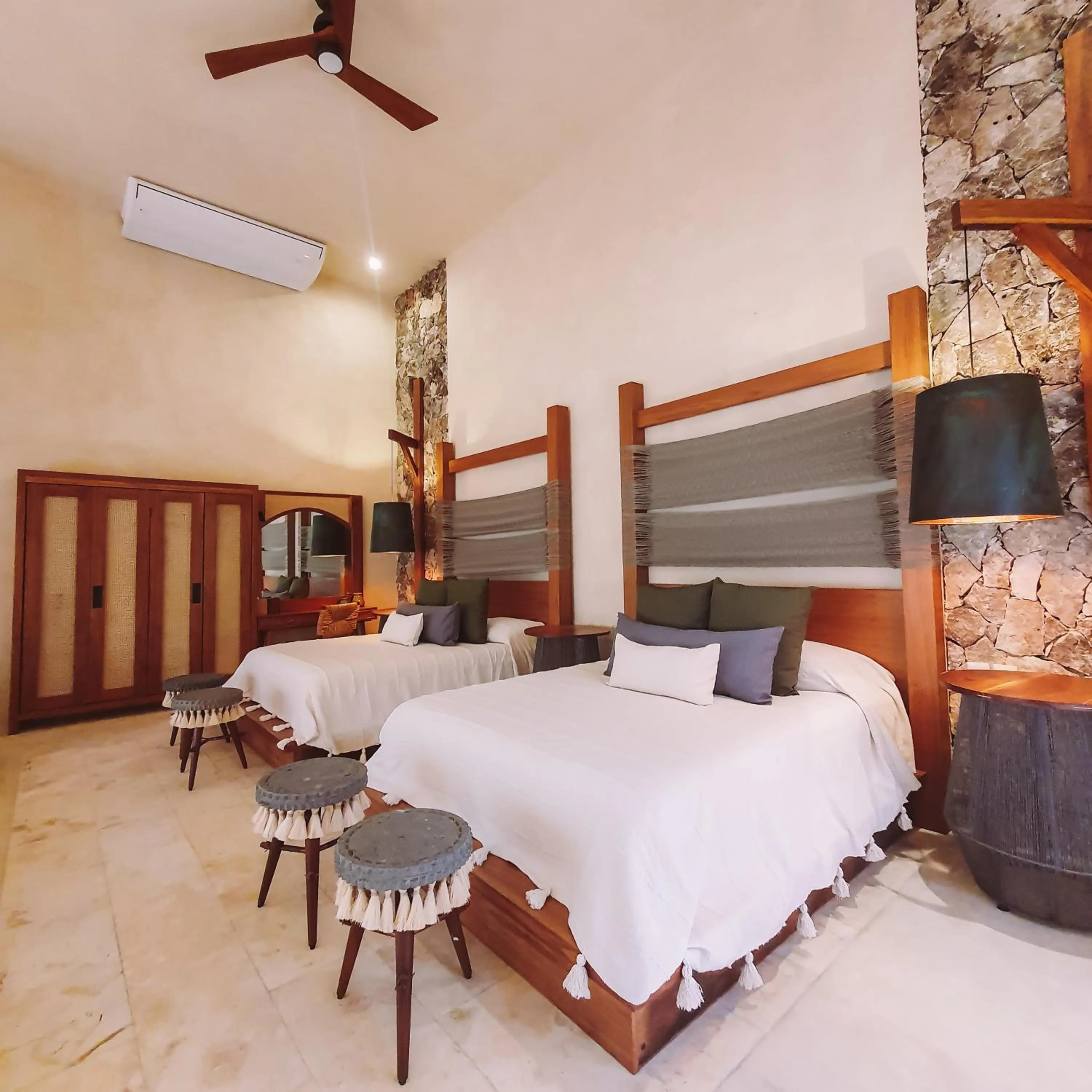 Bed in Oriundo Luxury Nature Villas