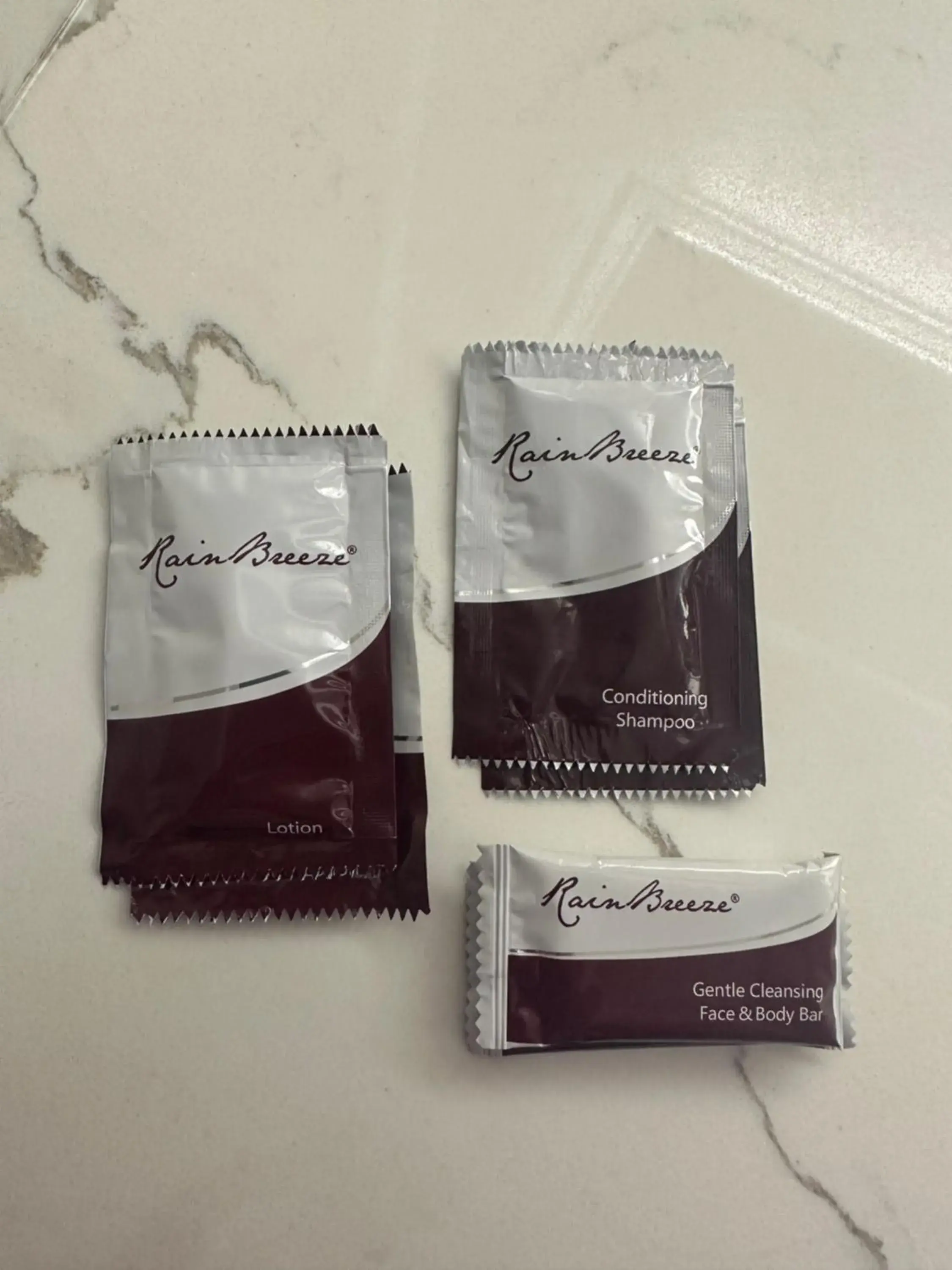 King Room in ROYAL MOTEL TRACY King Room in ROYAL MOTEL TRACY