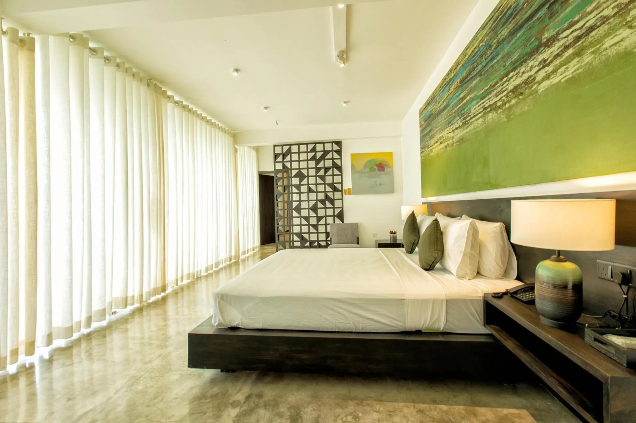 Bed in Splendour Residence