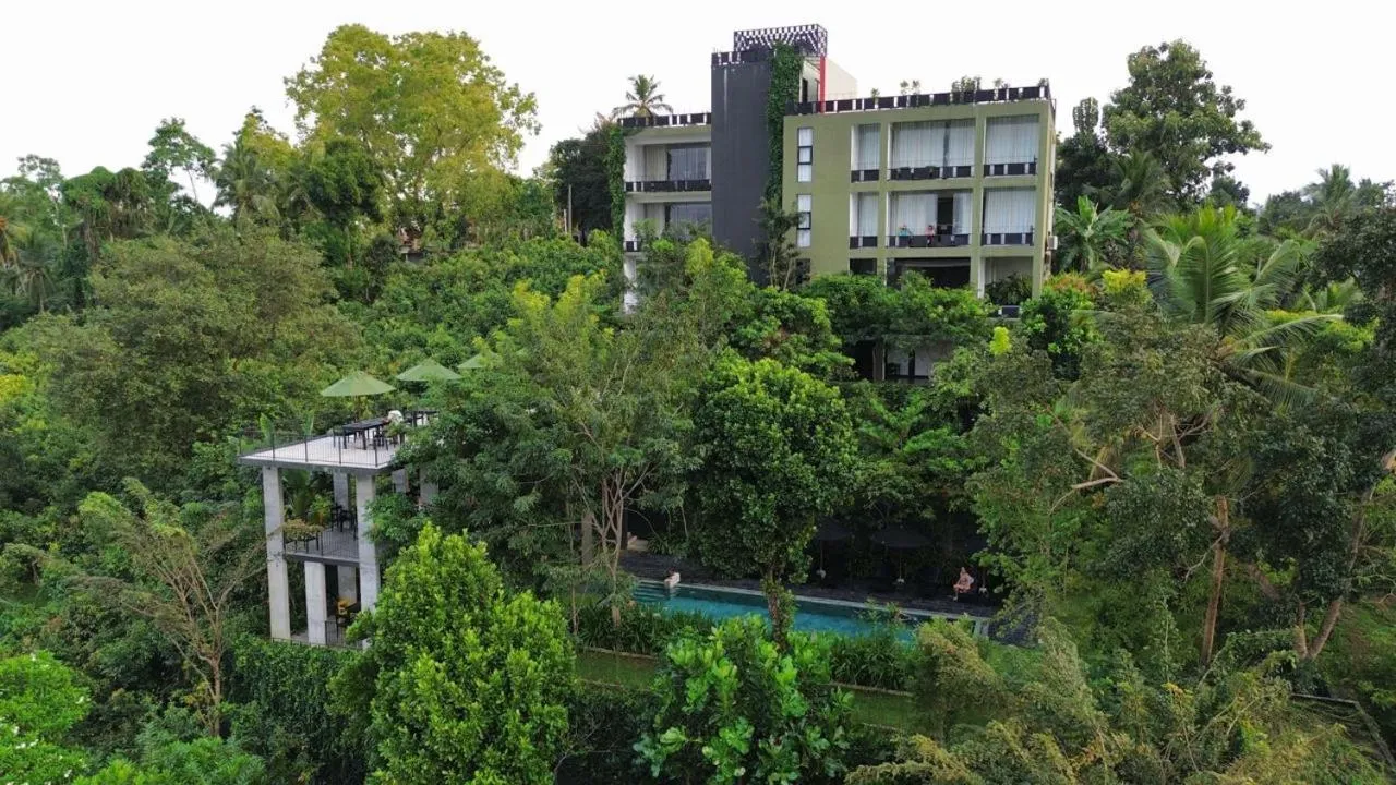 Property building in Splendour Residence