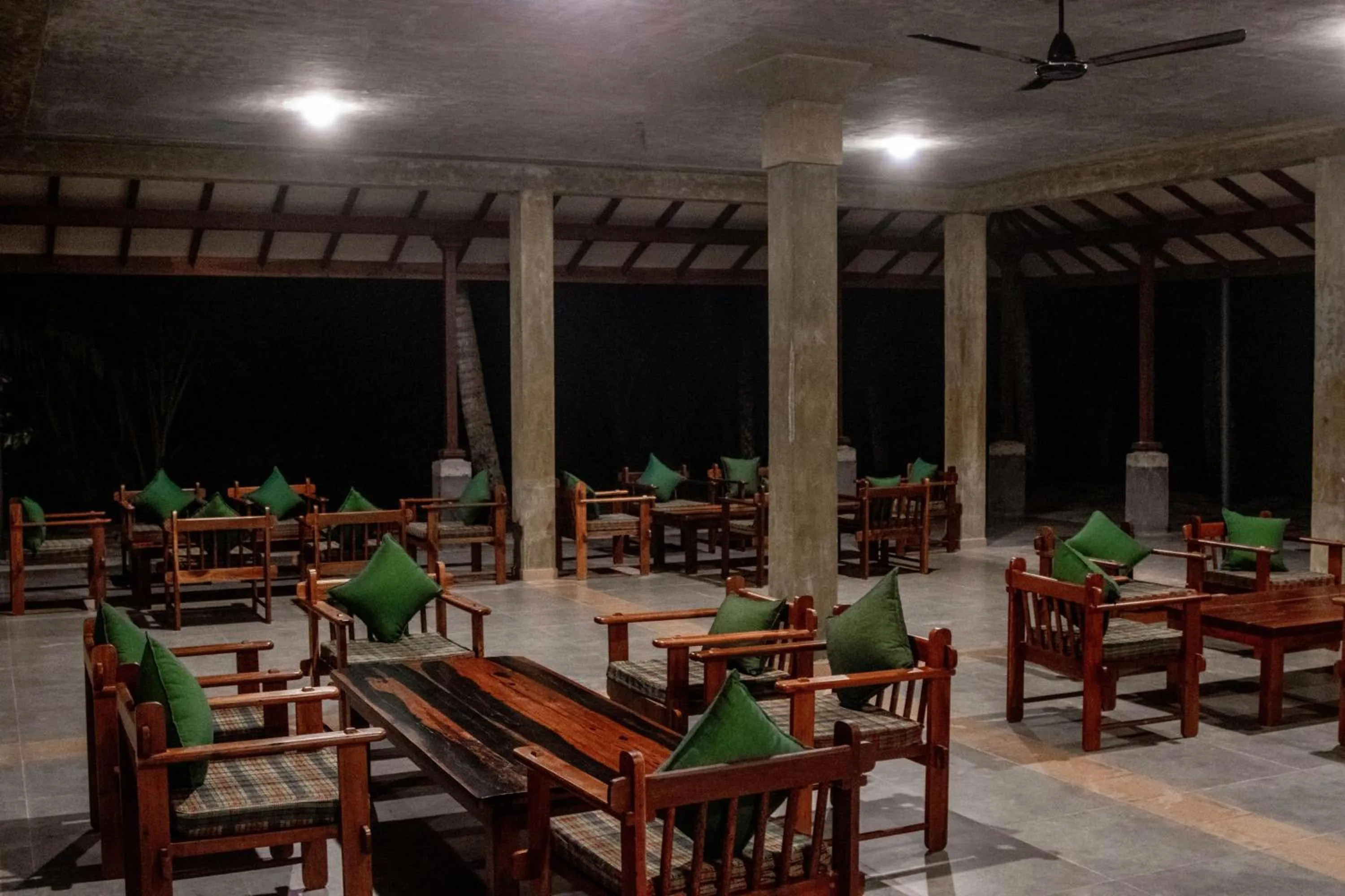 Restaurant/places to eat in The Coastal Village Cabanas