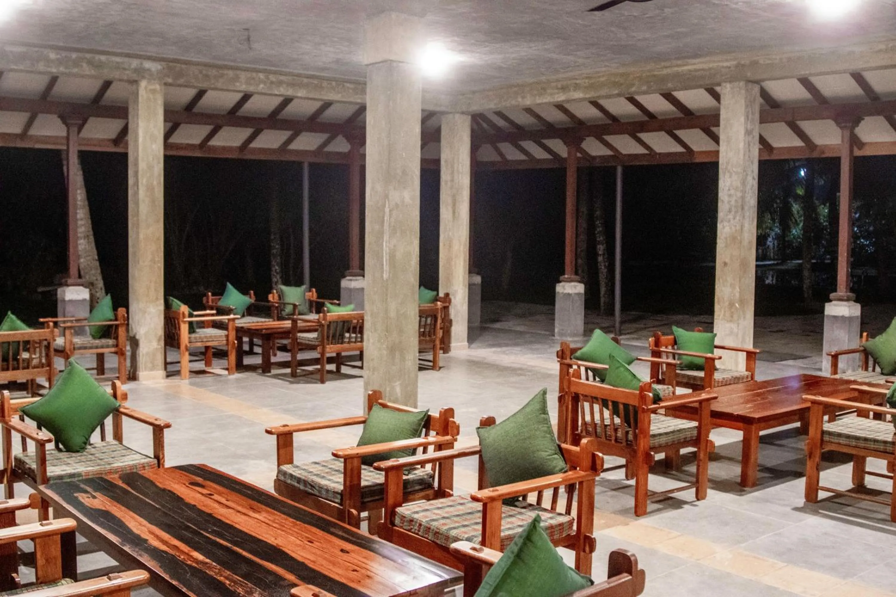 Restaurant/places to eat in The Coastal Village Cabanas