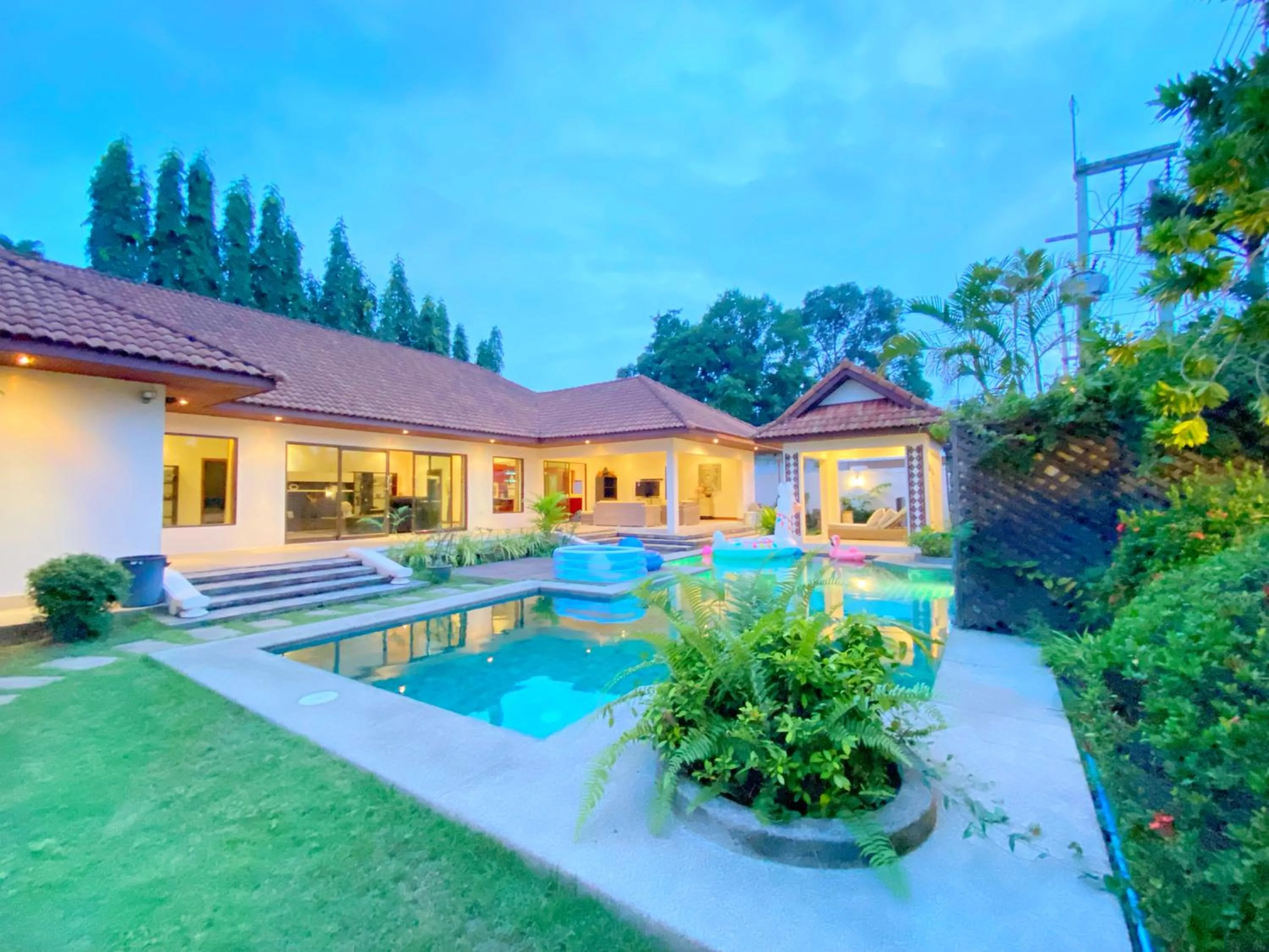 Property building in Sunny1 villa Pattaya
