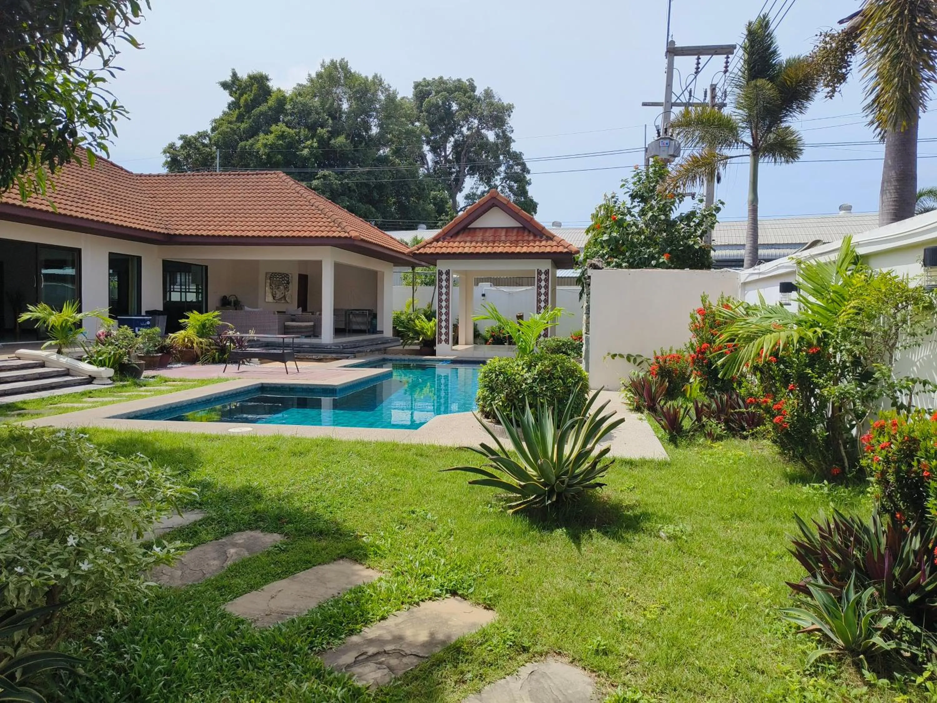 Property building in Sunny1 villa Pattaya