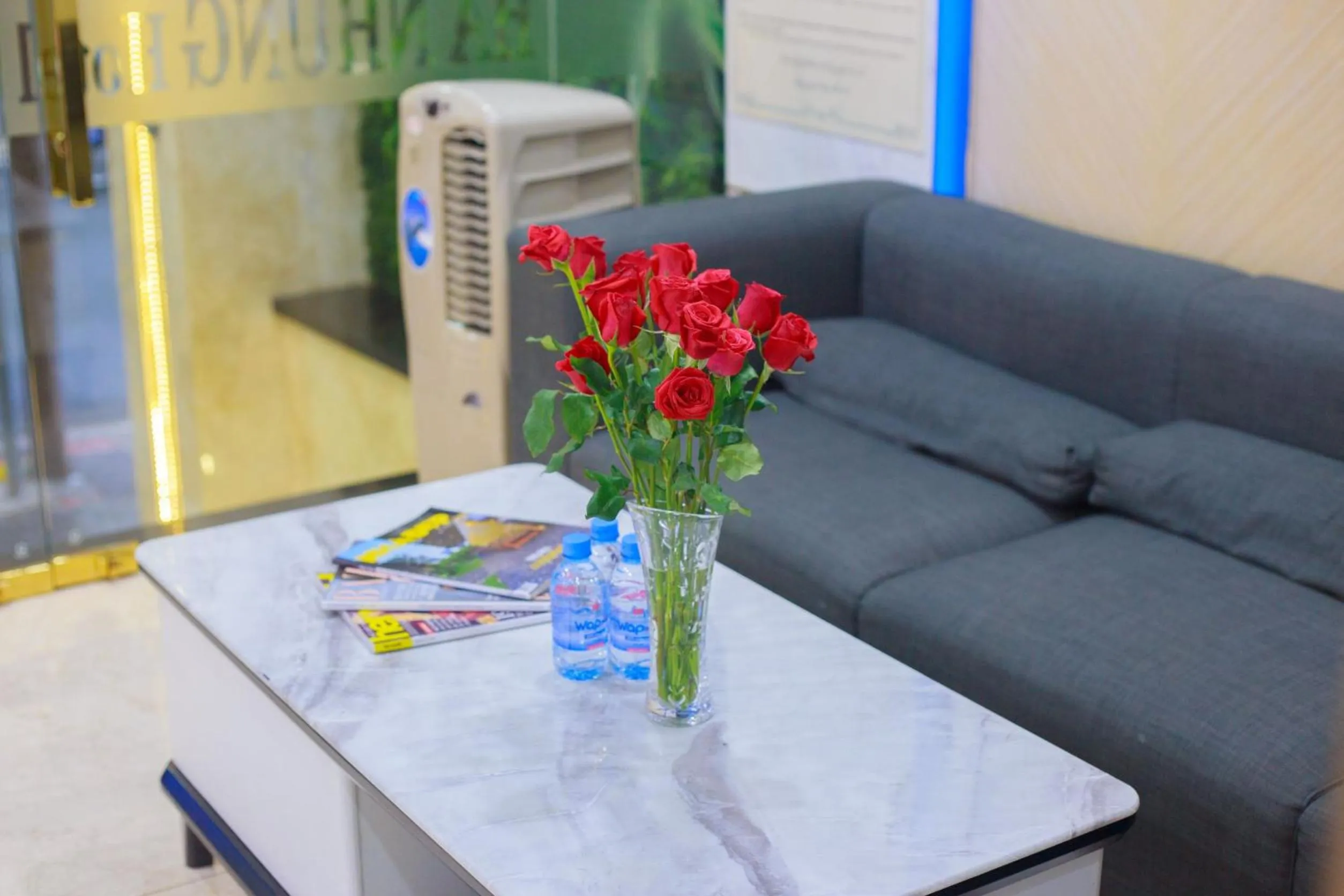 Communal lounge/ TV room in Ha Nhung Hotel Nha Trang