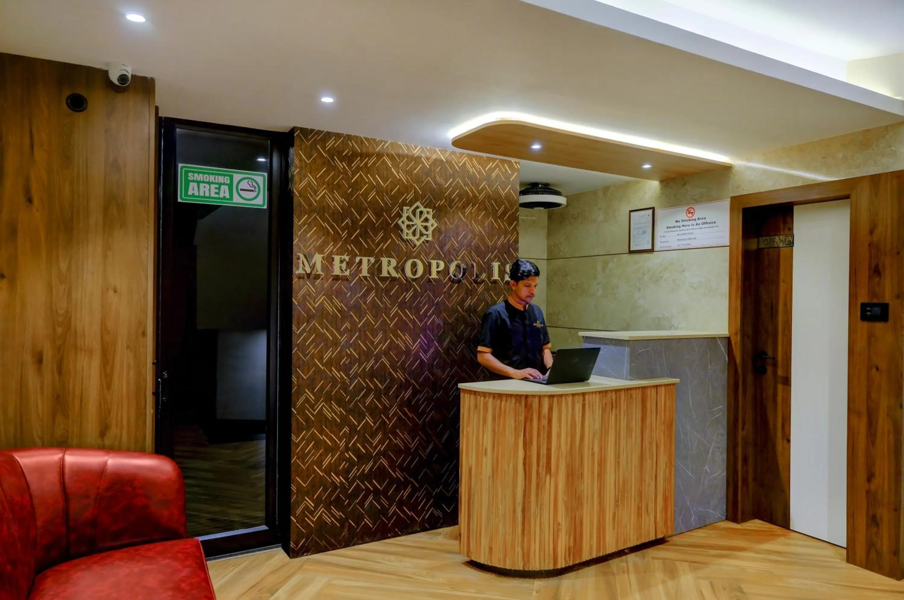 Lobby or reception in Metropolis Business Hotel