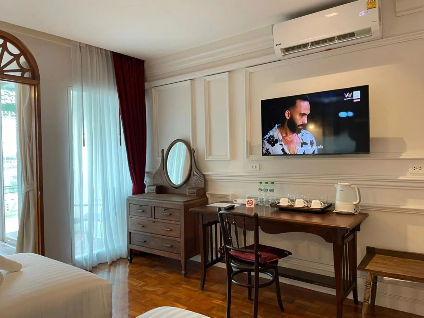 TV and multimedia in Wiang Ville Boutique Hotel