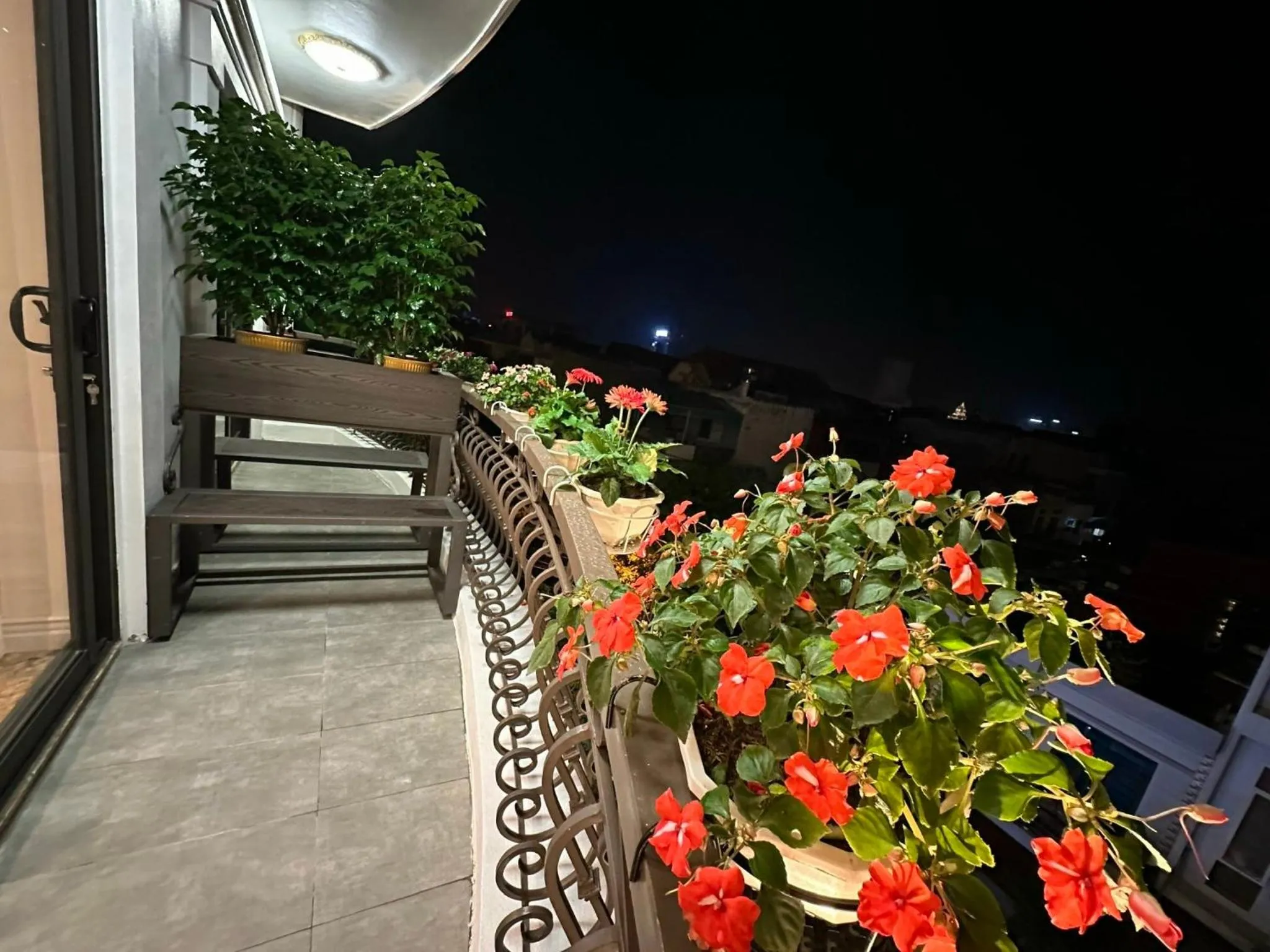 Night in Dolce Mia Home Ninh Bình