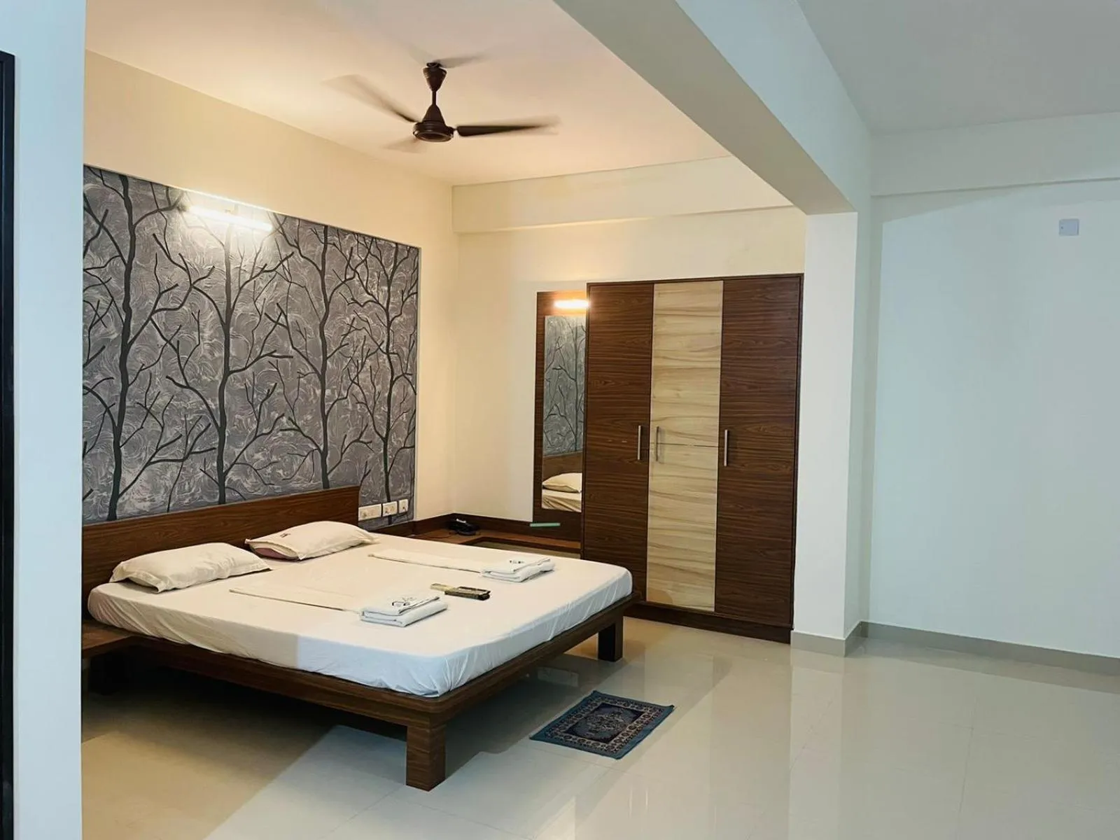 Bedroom in Hotel Radha