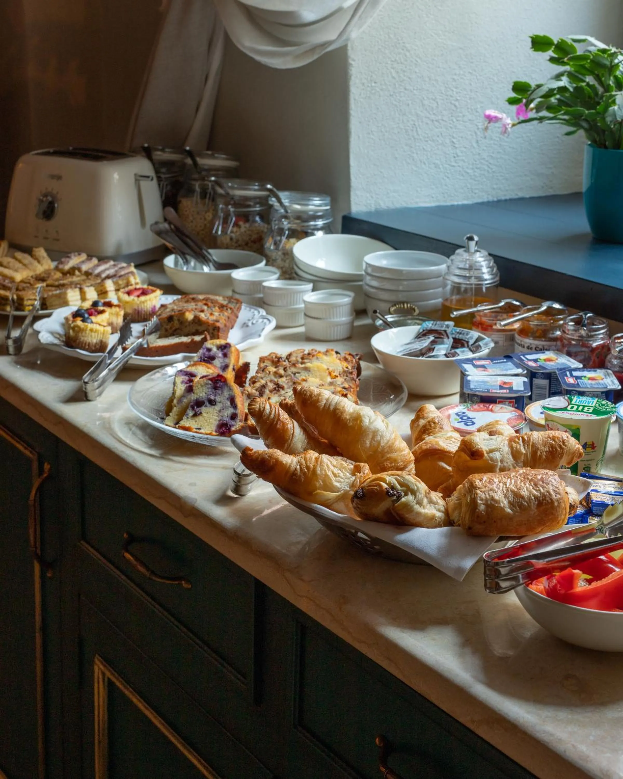 Buffet breakfast in MAGISTER seven