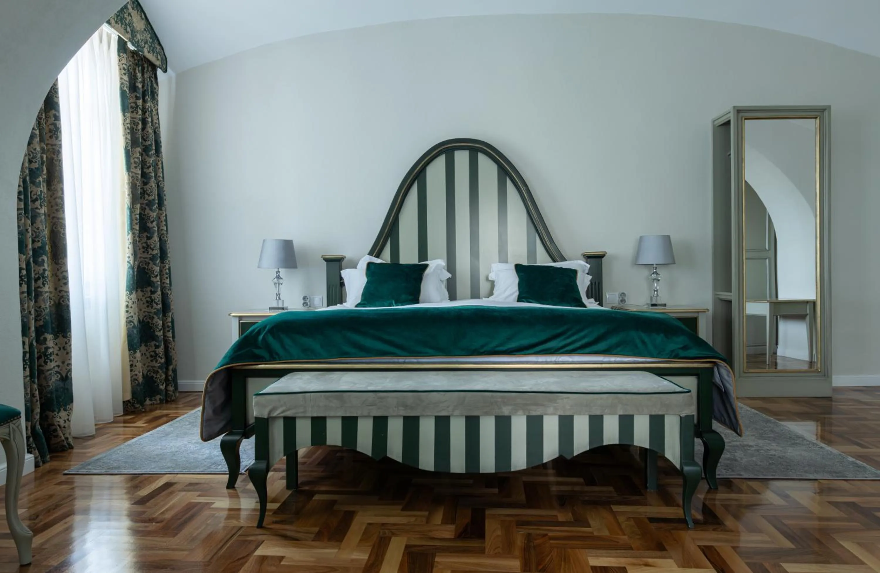 Bed in MAGISTER seven