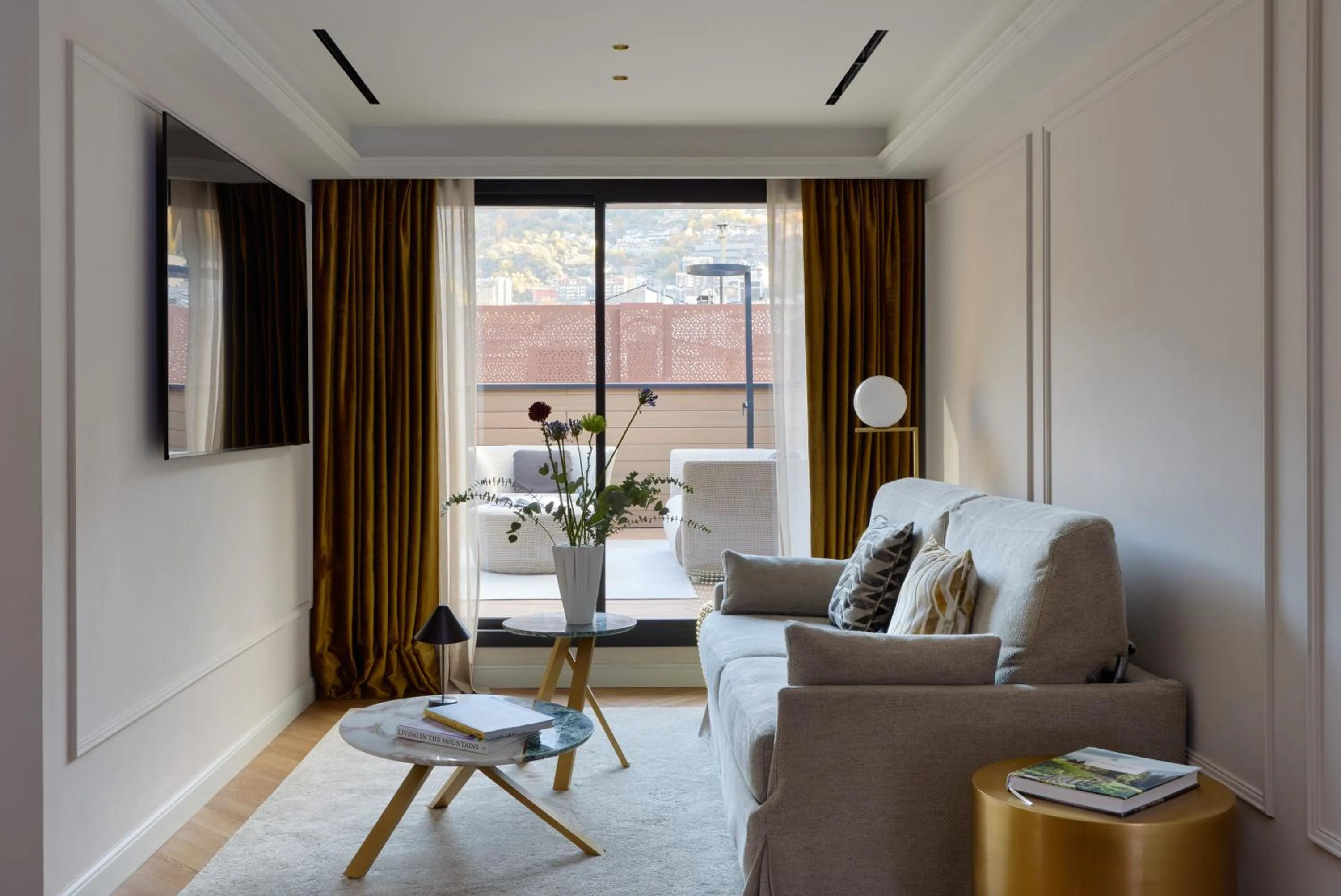 TV and multimedia in MIM Andorra Member of Melia Collection