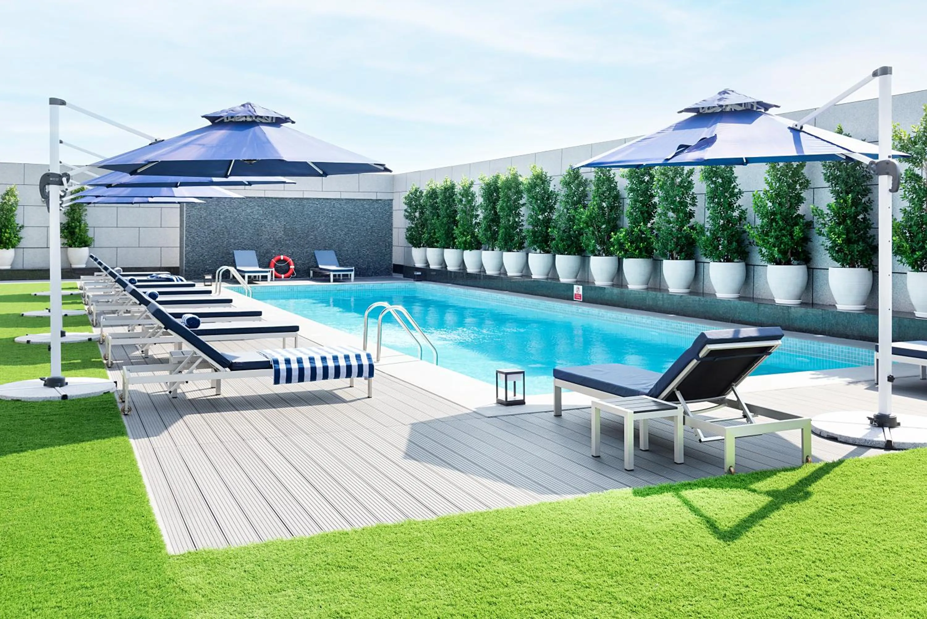 Swimming pool in Asiana Grand Hotel