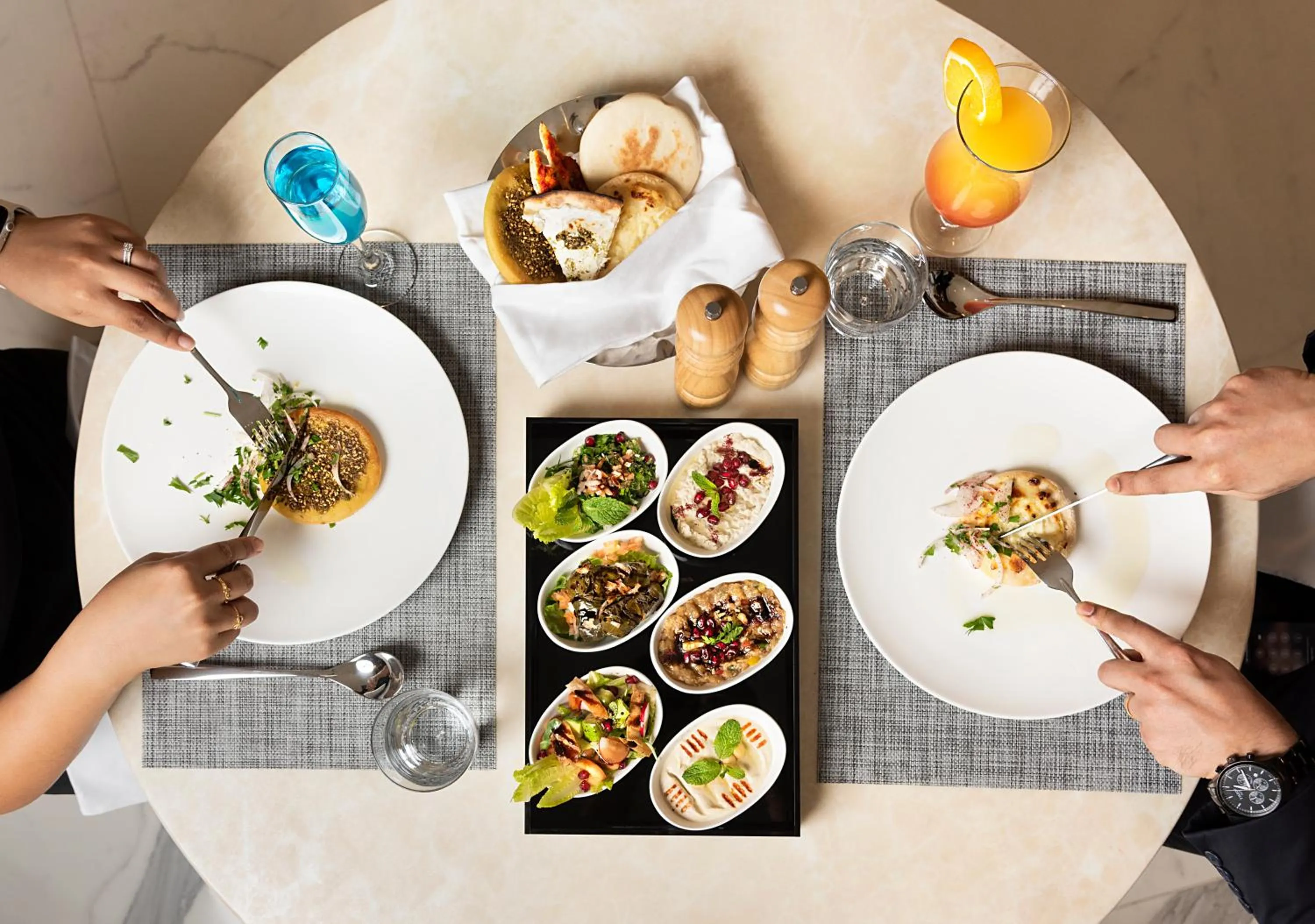 Restaurant/places to eat in Asiana Grand Hotel