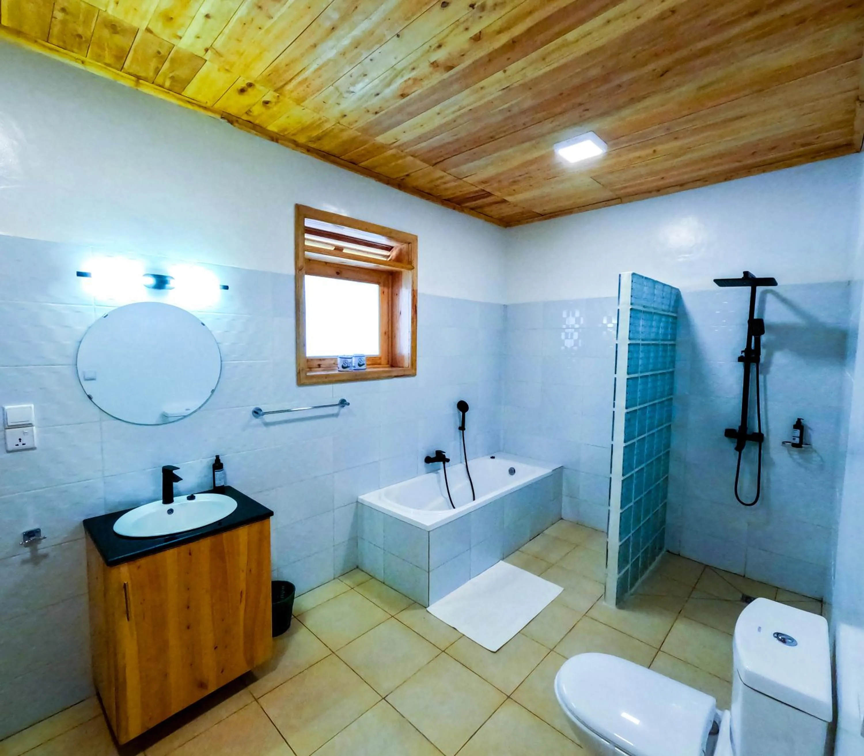 Bathroom in Umutuzo Lodge Kivu Lake