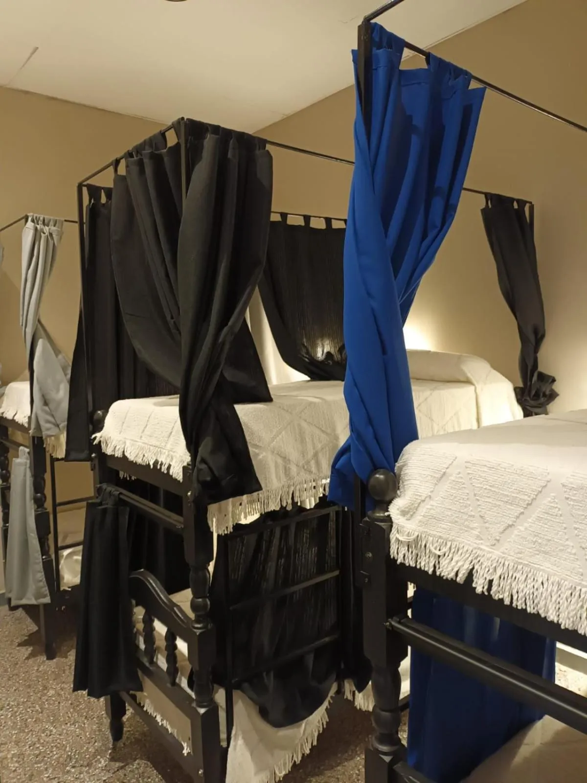 Bed in Hostel Marilian