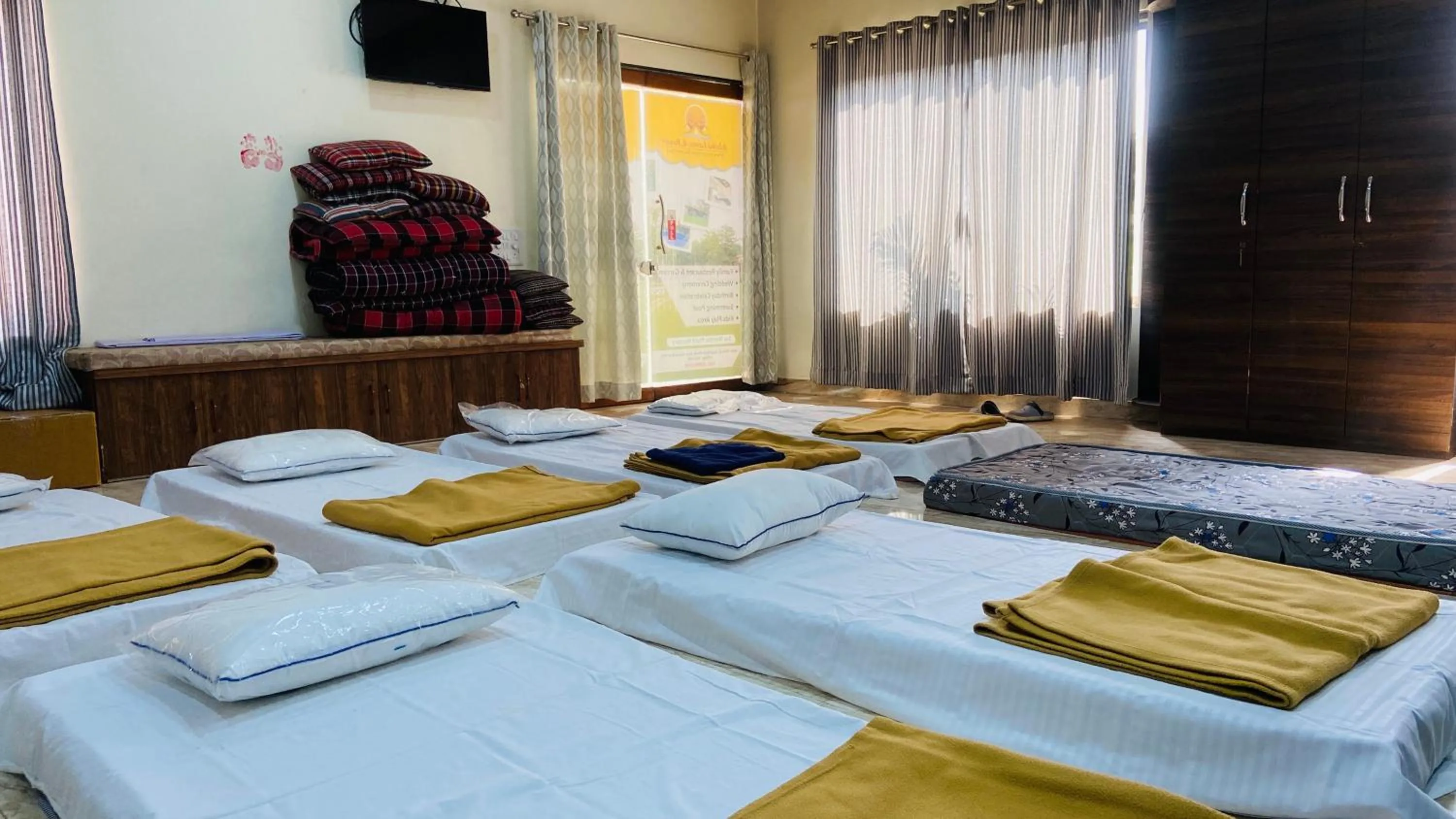 Photo of the whole room, Bed in Ashoka Lawns and Resort