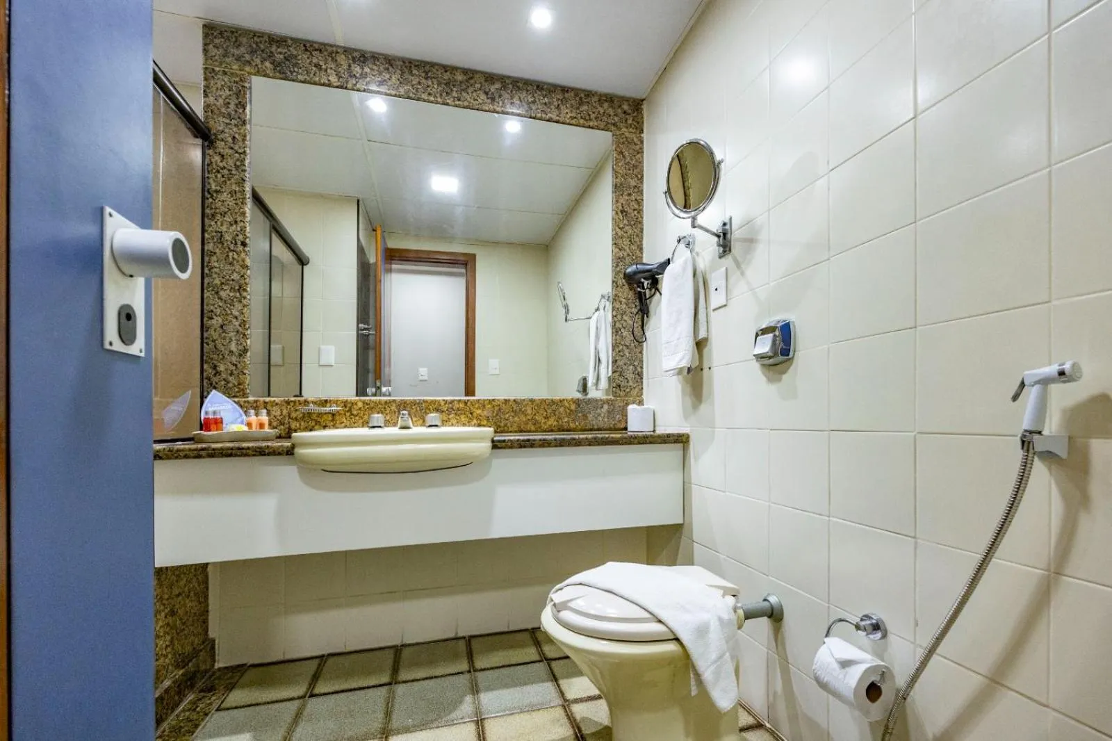 Toilet in Fiesta Bahia Hotel