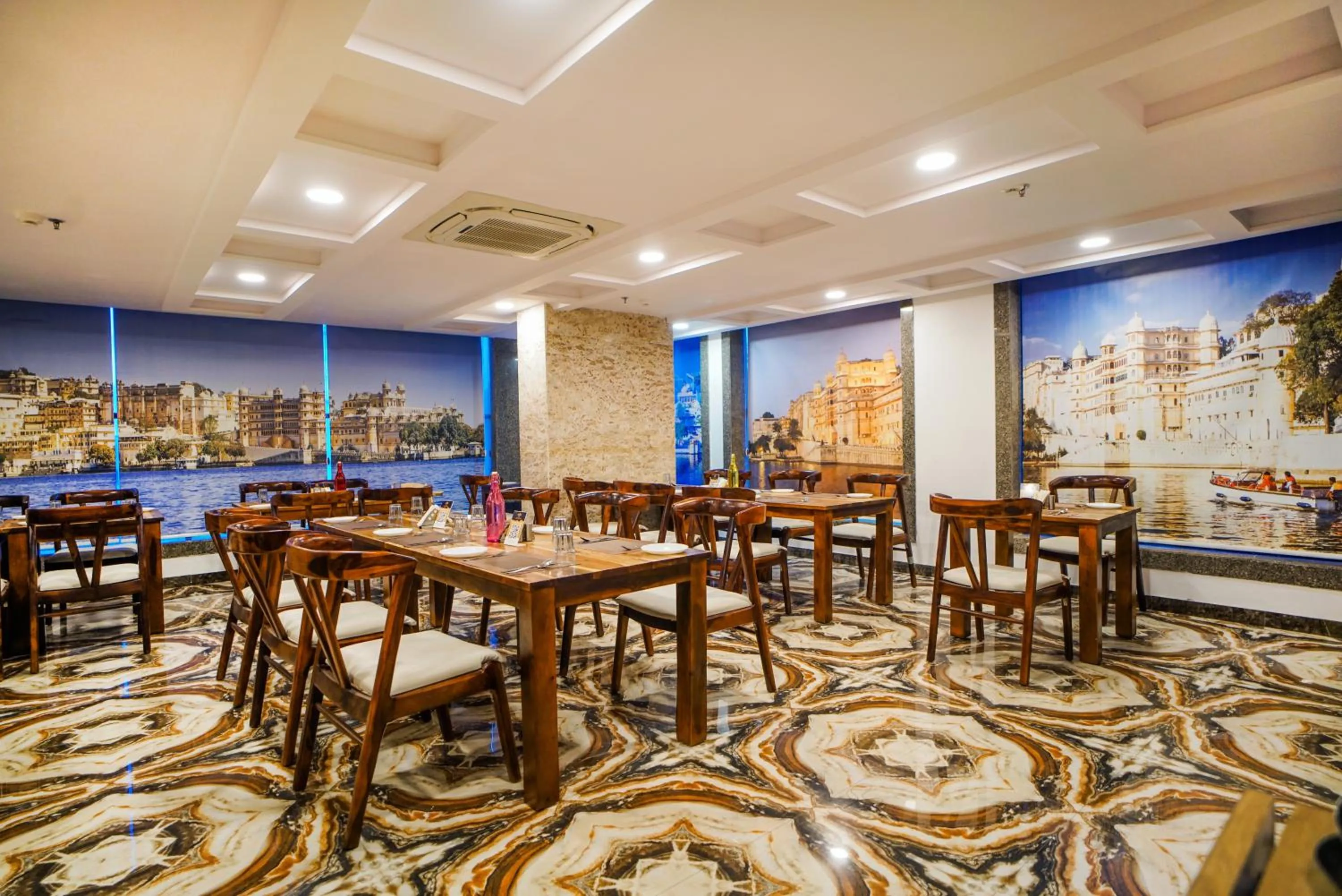 Restaurant/places to eat in Pax Hotel Grand Blue 3 min walk from Udaipur city Railway Station