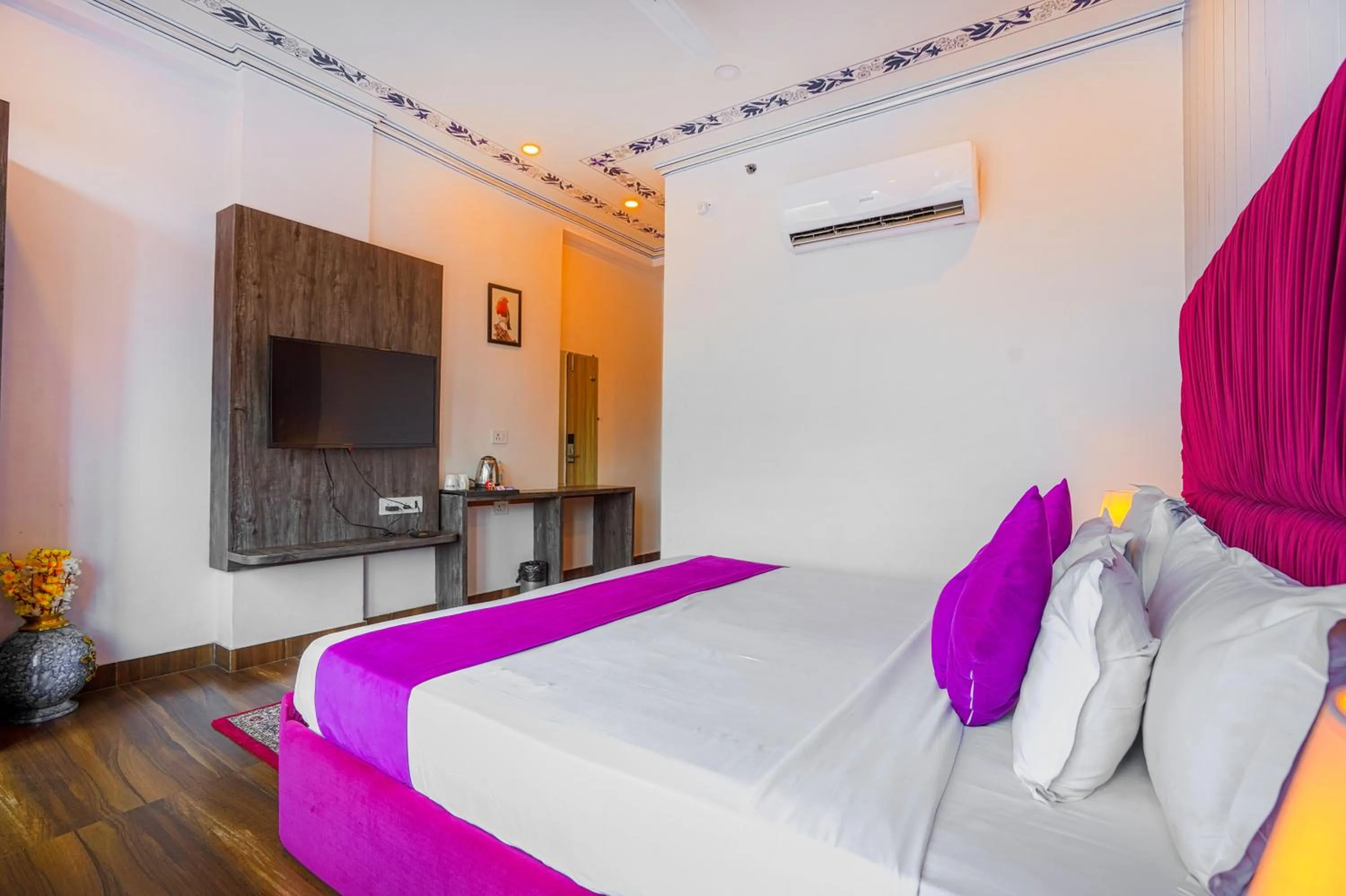 Bedroom, Bed in Pax Hotel Grand Blue 3 min walk from Udaipur city Railway Station