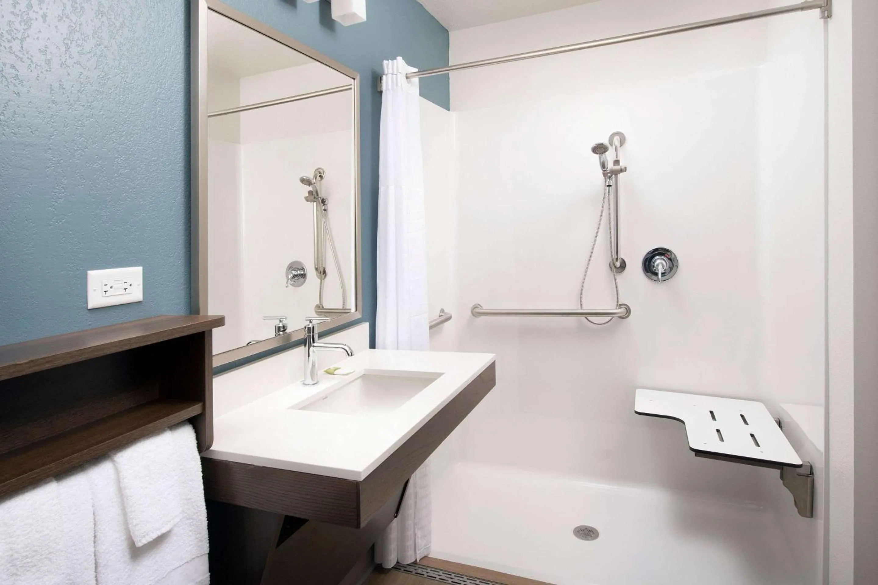 Bathroom in WoodSpring Suites Chicago Tinley Park