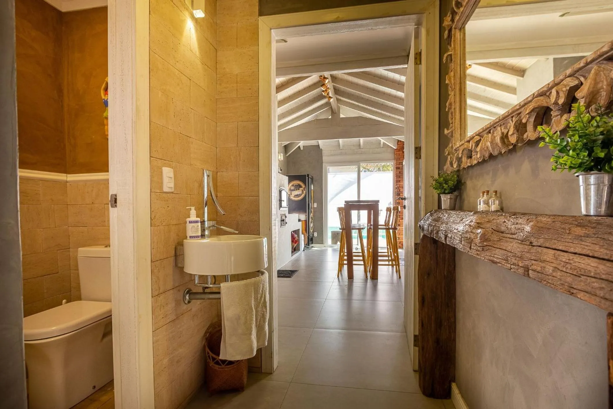 BBQ facilities in Búzios praia de Geribá, piscina e churrasqueira