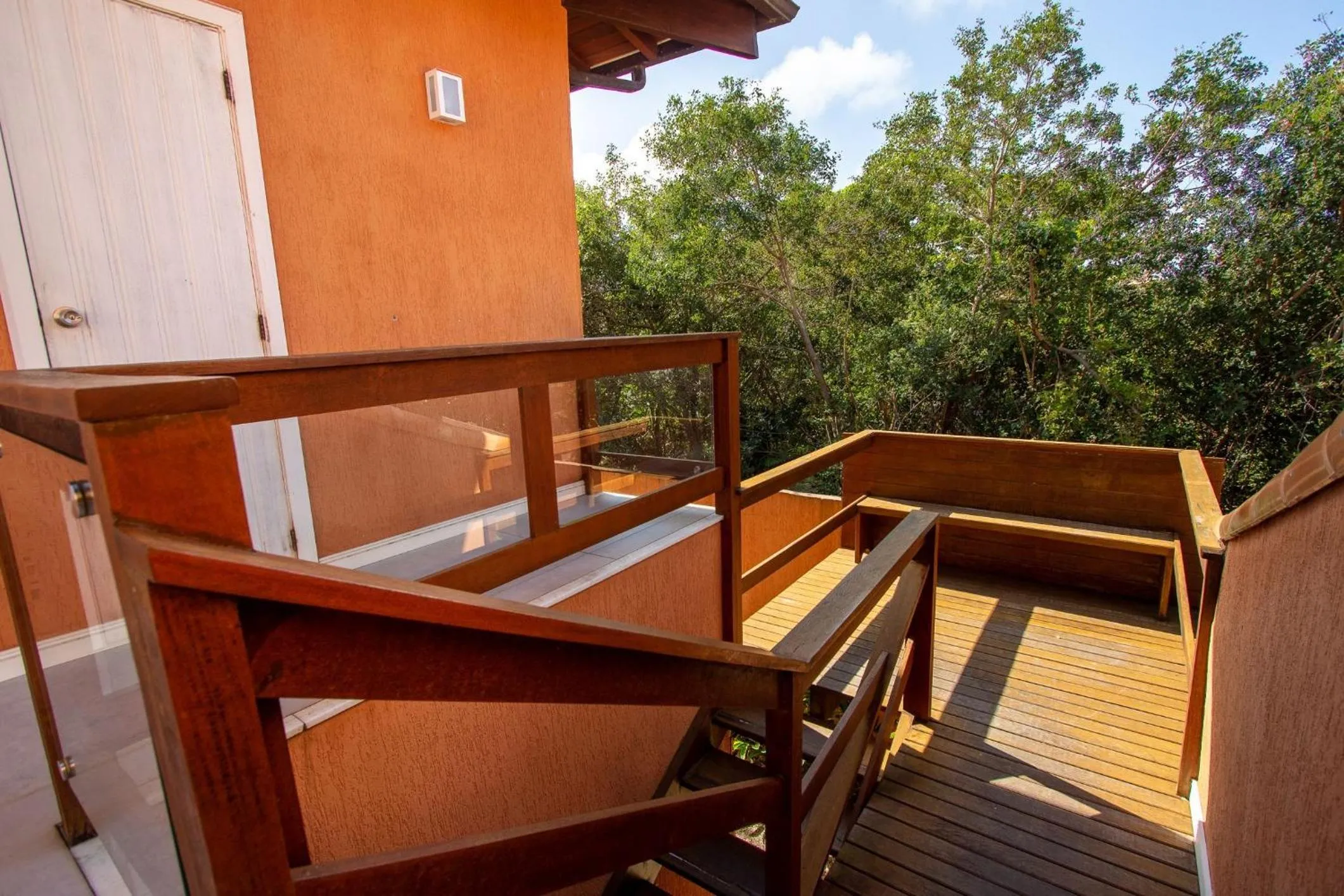 Communal lounge/ TV room in Búzios praia de Geribá, piscina e churrasqueira
