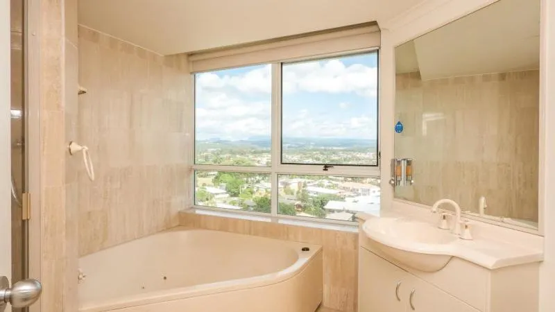 2nd Avenue Apartments - Hosted by Burleigh Letting