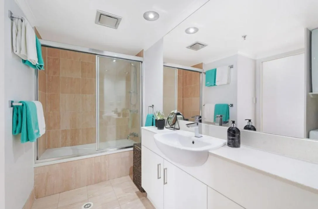 2nd Avenue Apartments - Hosted by Burleigh Letting