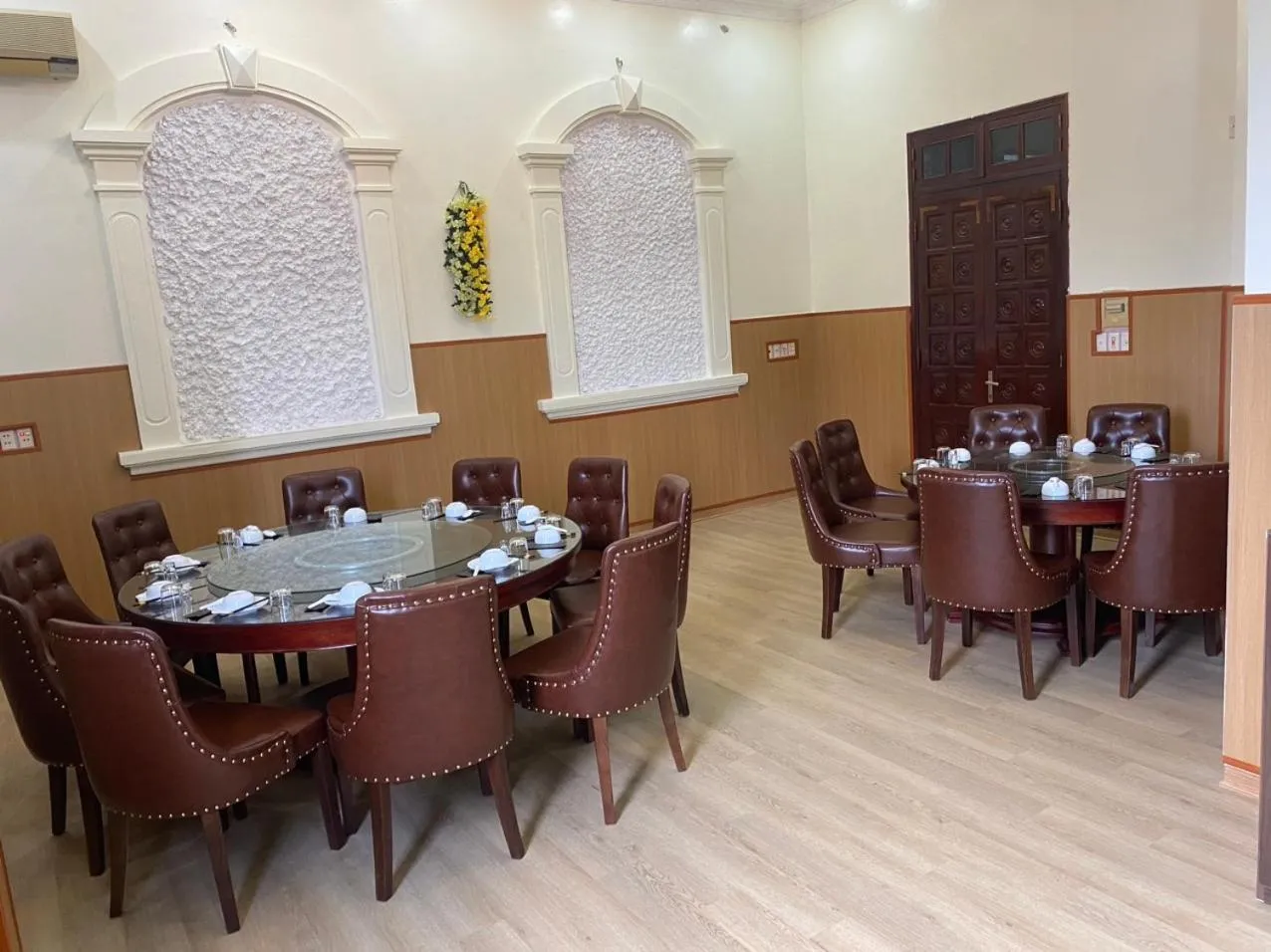 Restaurant/places to eat in PHÚ QUÝ HOTEL near ĐÔNG KINH MARKET