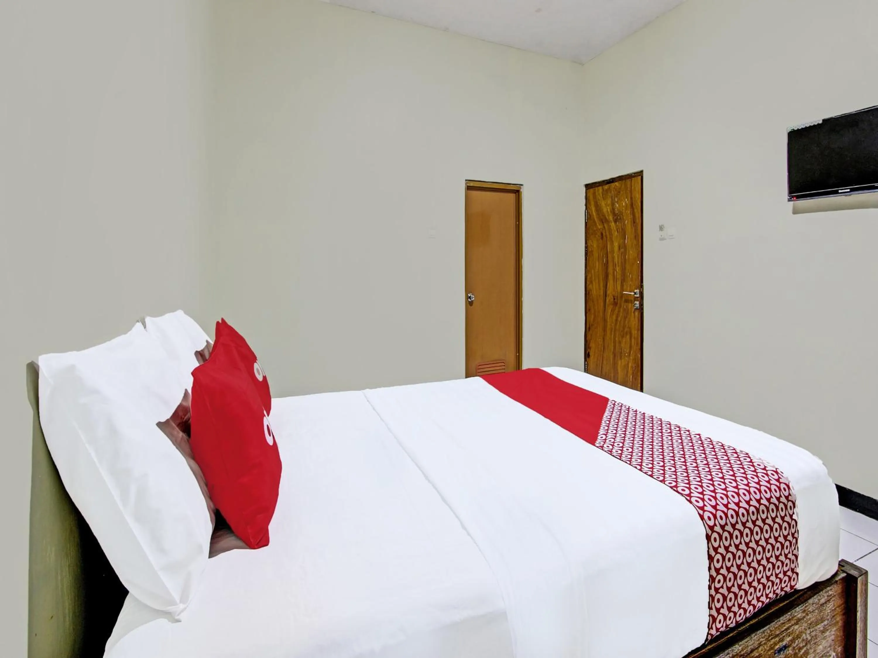 Bedroom in OYO 91920 Pondok'ku Inn