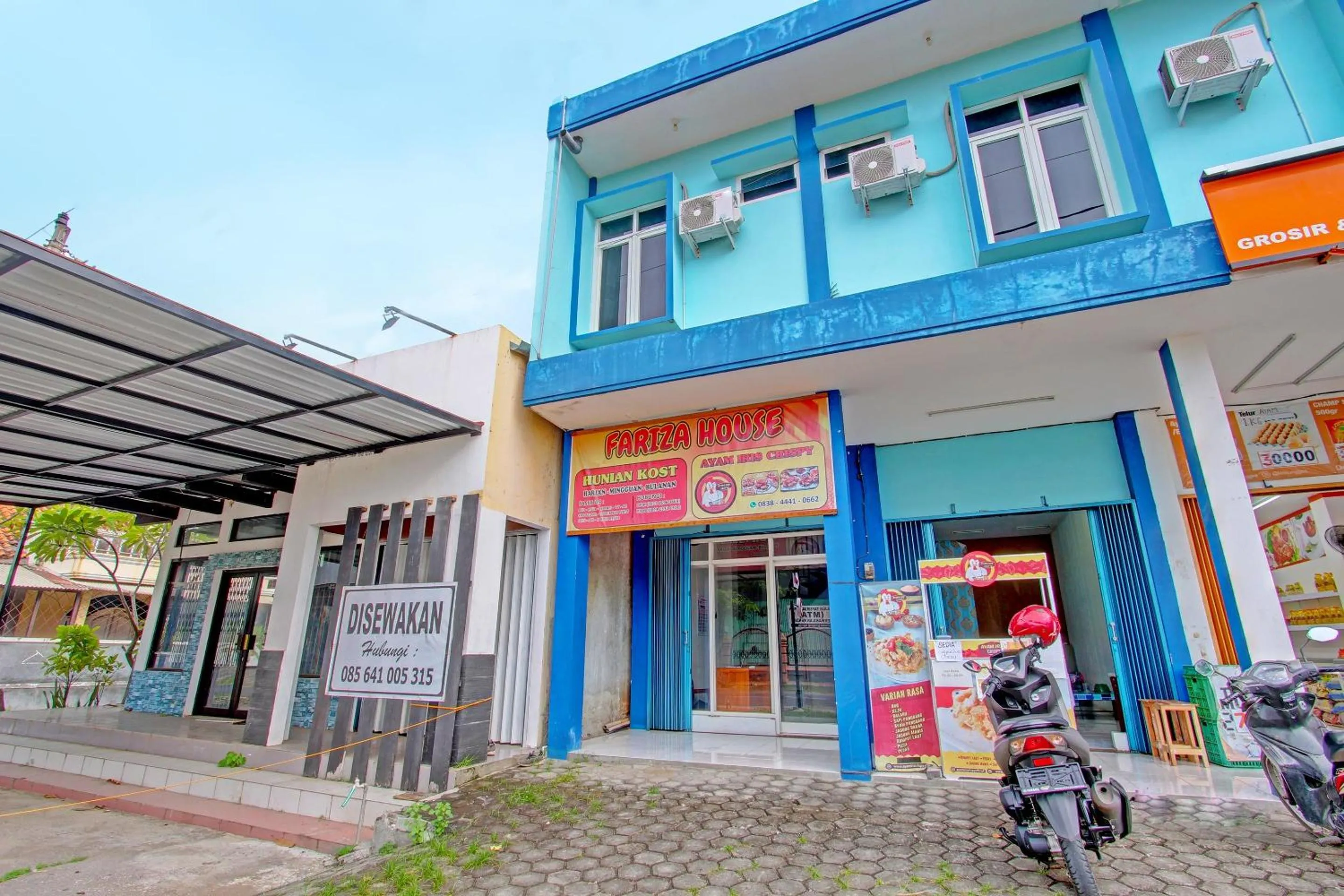 Facade/entrance in OYO 91960 Fariza House Syariah