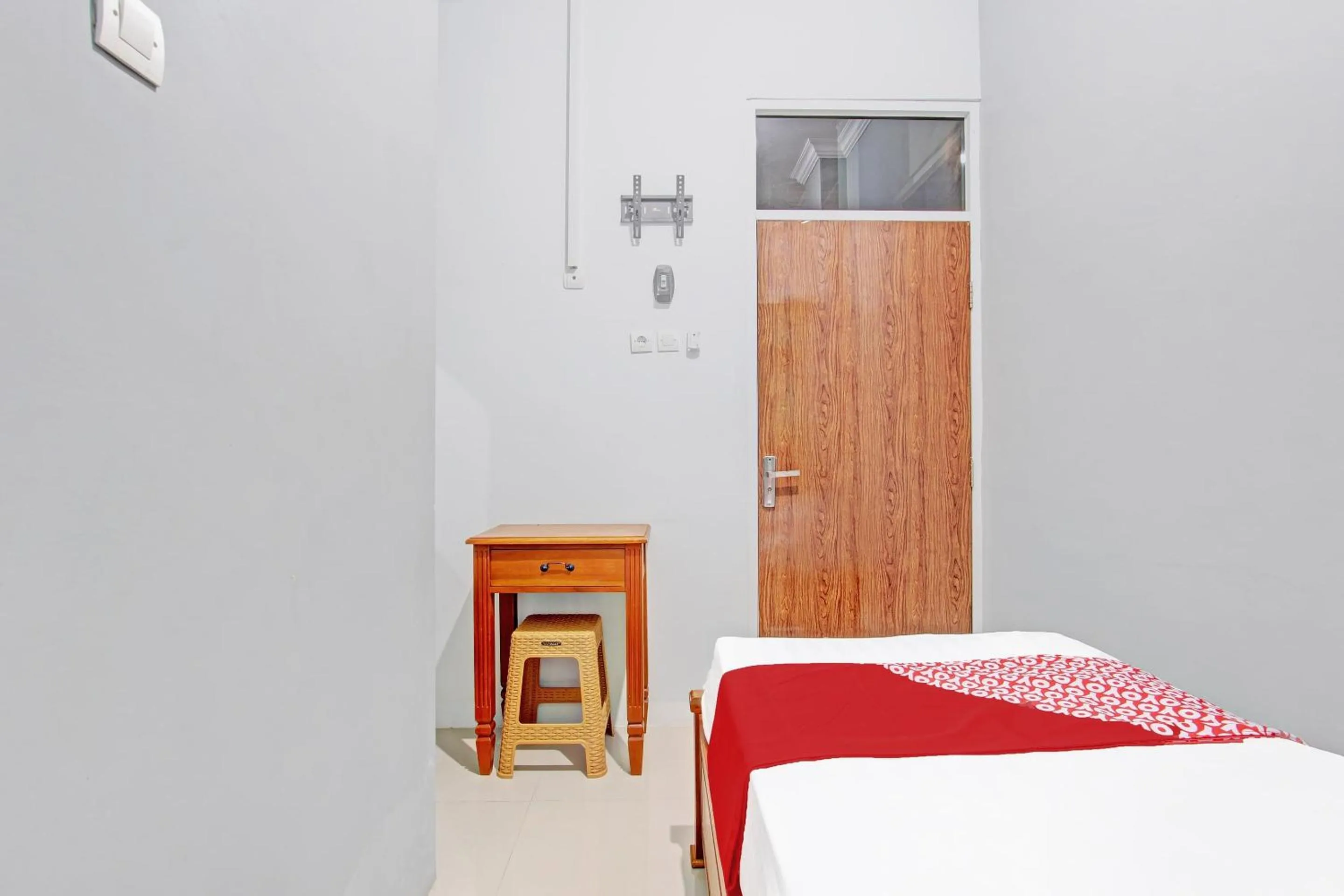 Bedroom in OYO 91960 Fariza House Syariah